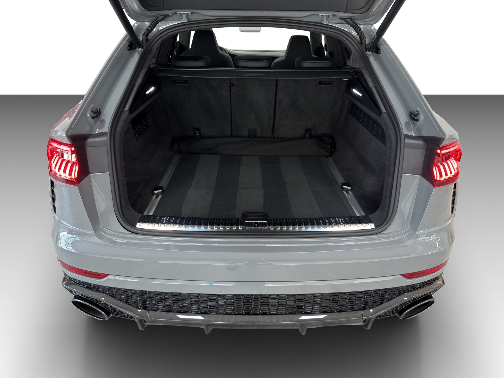 AUDI RSQ8 quattro tiptronic ¦ Nardo ¦ Vossen HF-7 23"-image-13