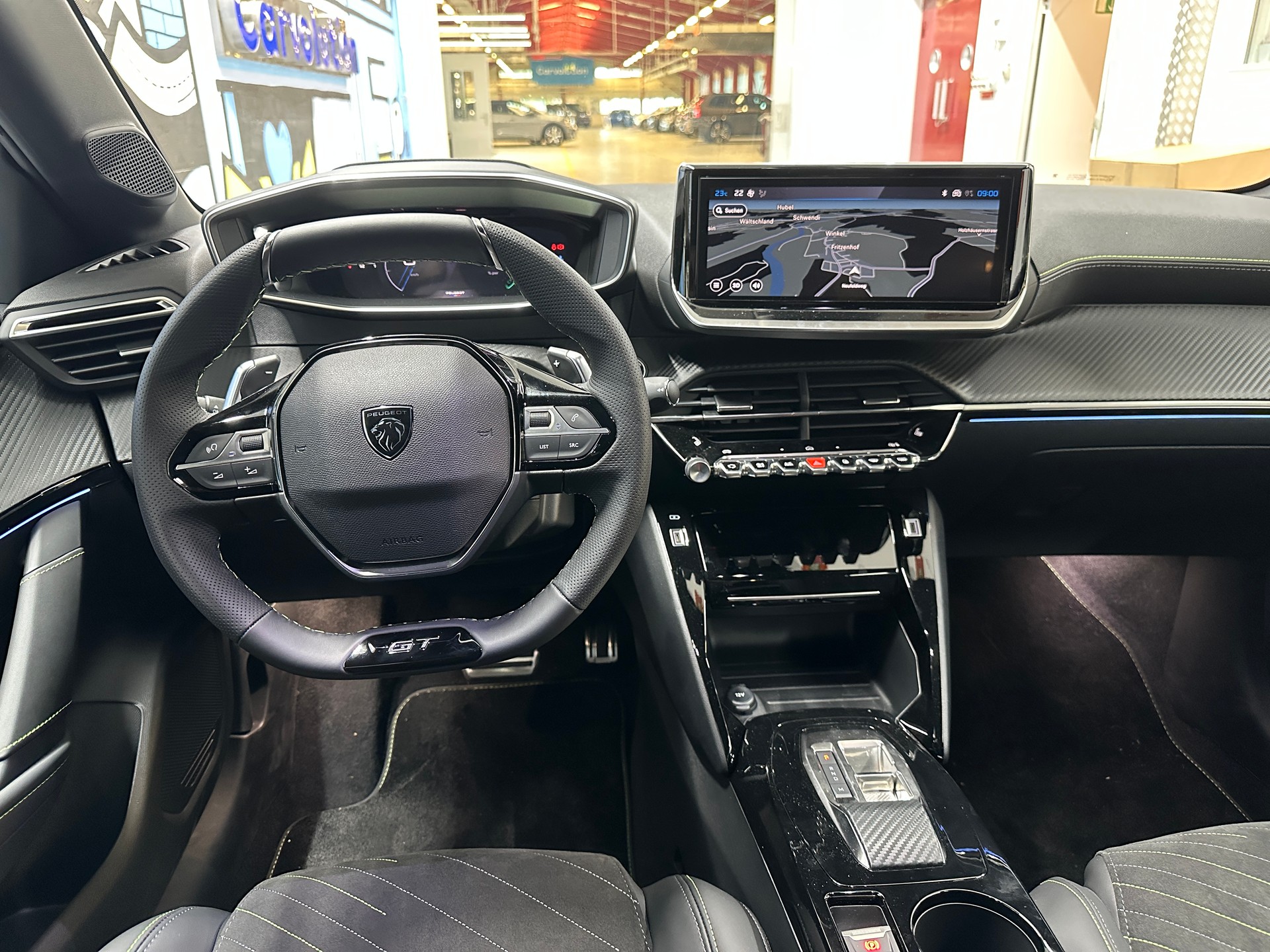 PEUGEOT 208 1.2 MHEV 145 GT-image-9