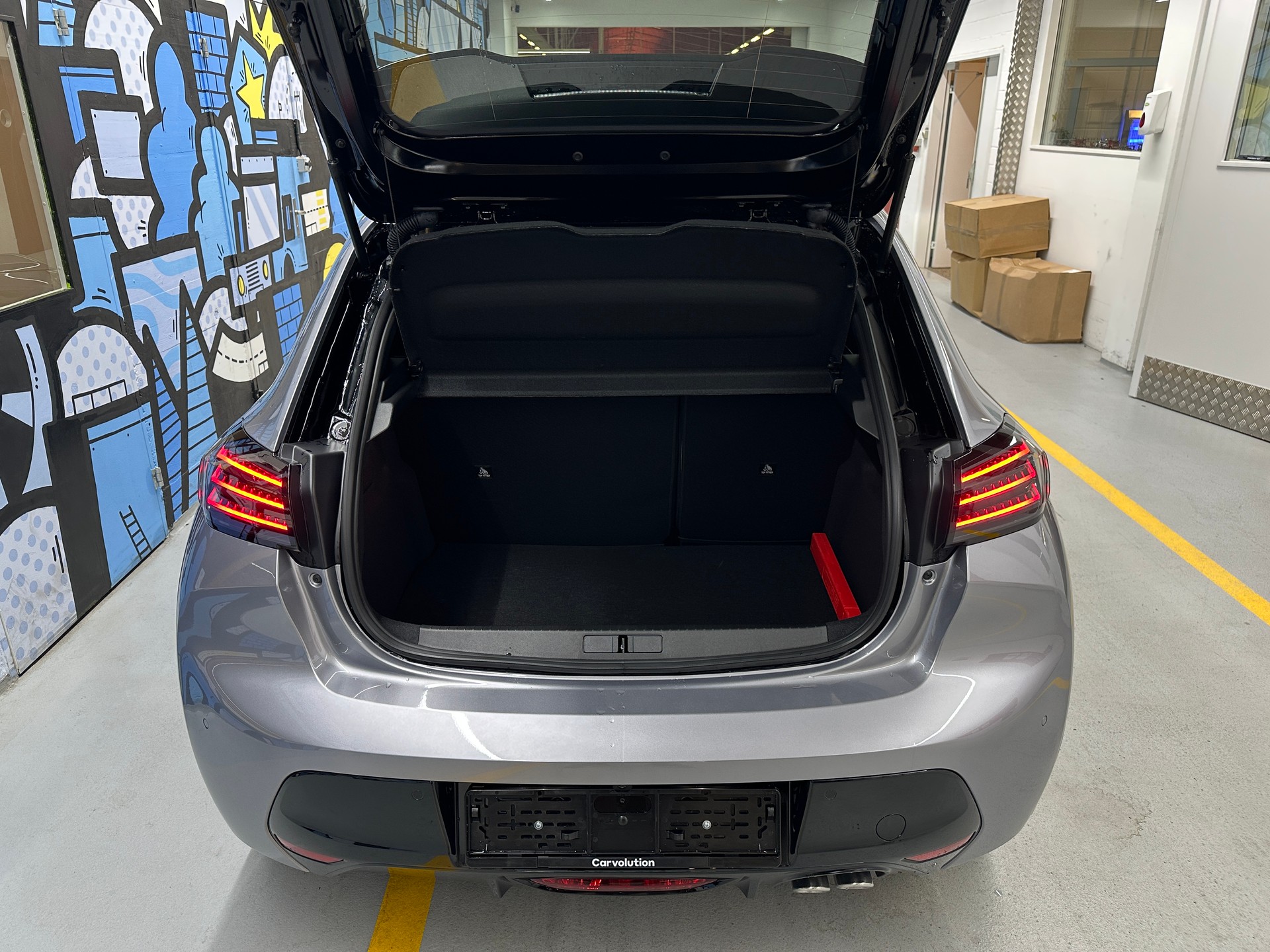 PEUGEOT 208 1.2 MHEV 145 GT-image-5