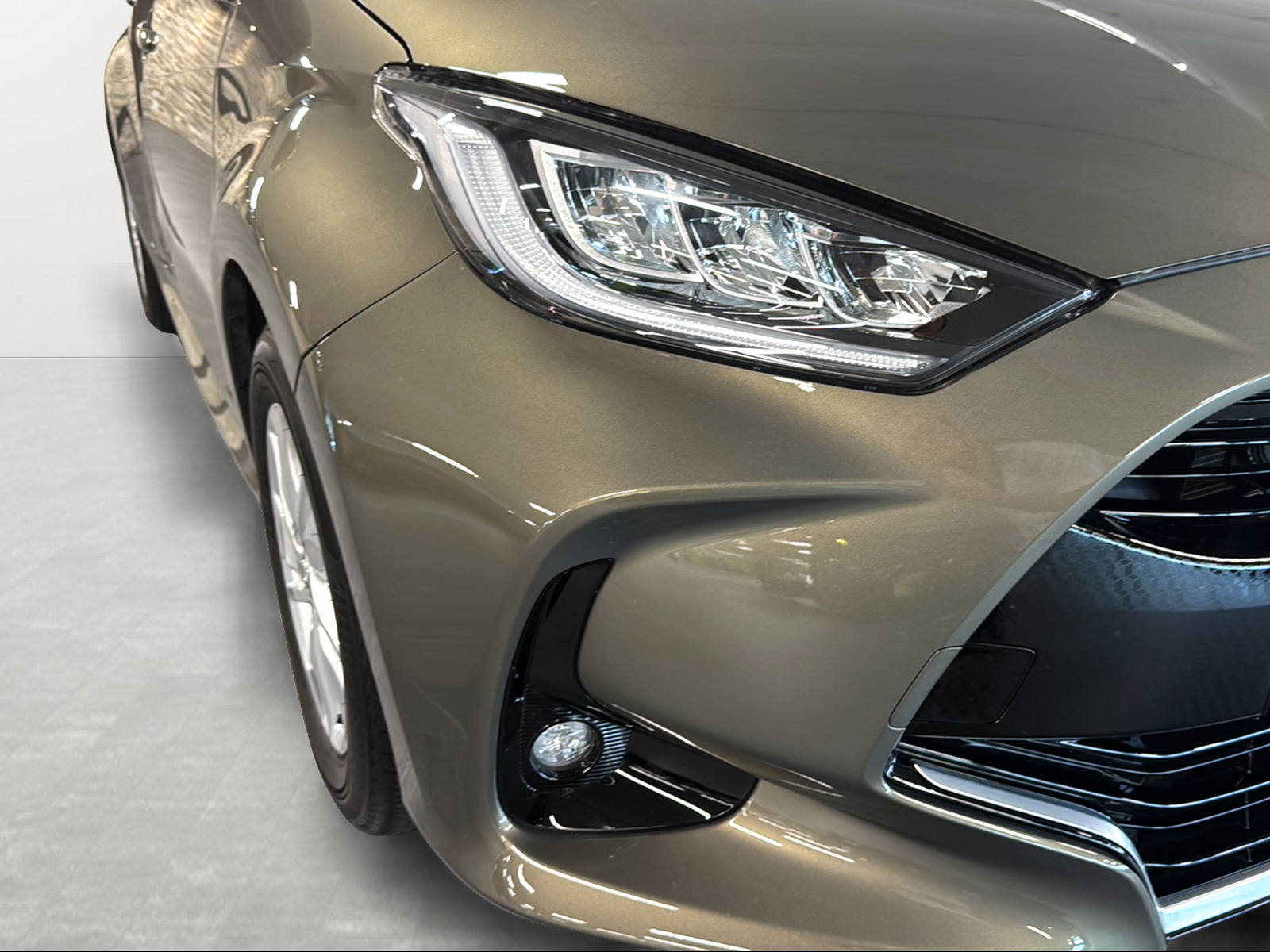 MAZDA 2 Hybrid Pure-image-17