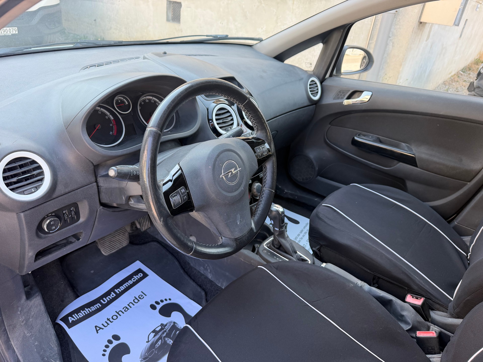 OPEL Corsa 1.4 TP Color Edition Automatic-image-12