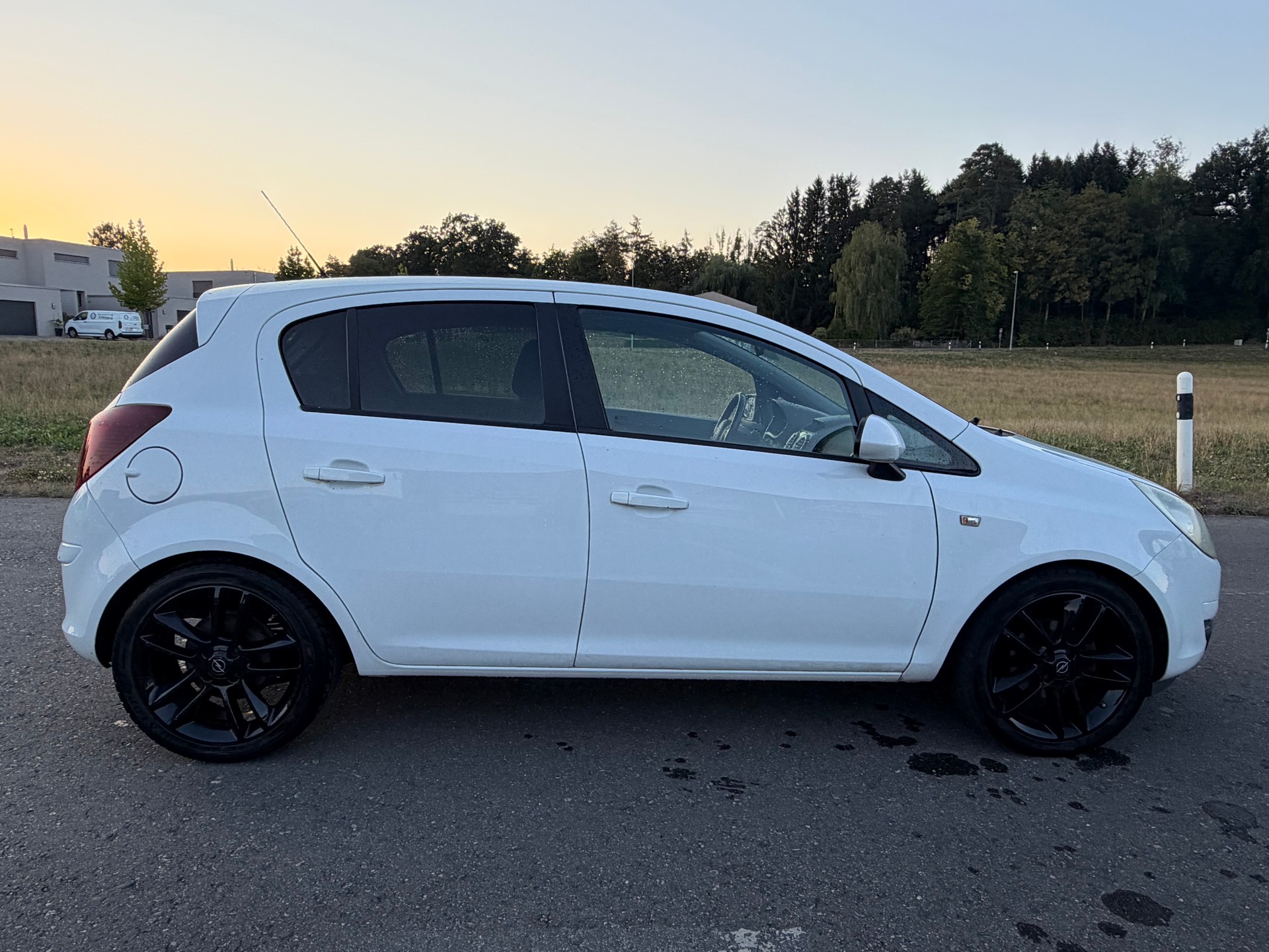 OPEL Corsa 1.4 TP Color Edition Automatic-image-1