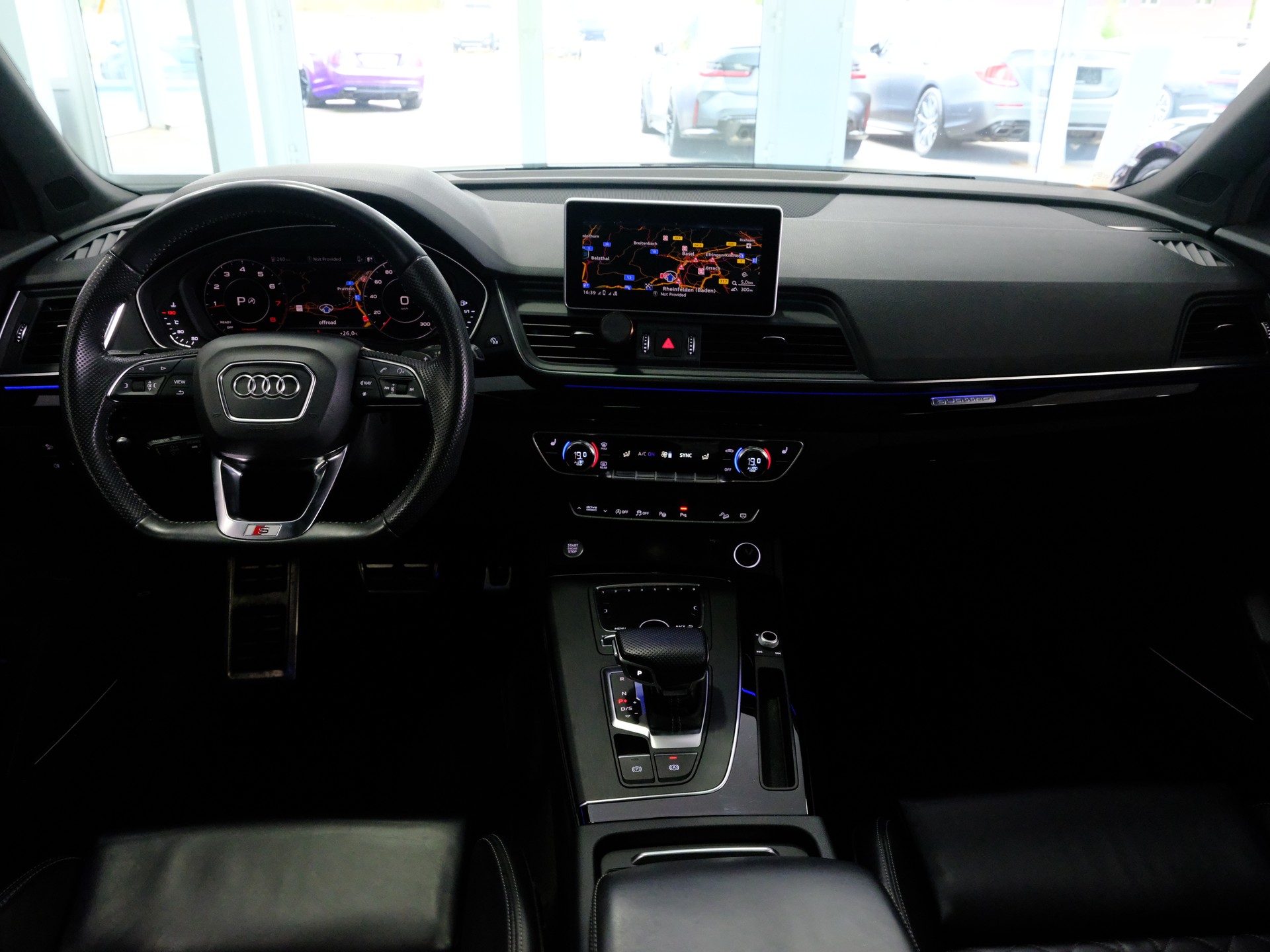 AUDI Q5 45 TFSI sport quattro S-tronic-image-12