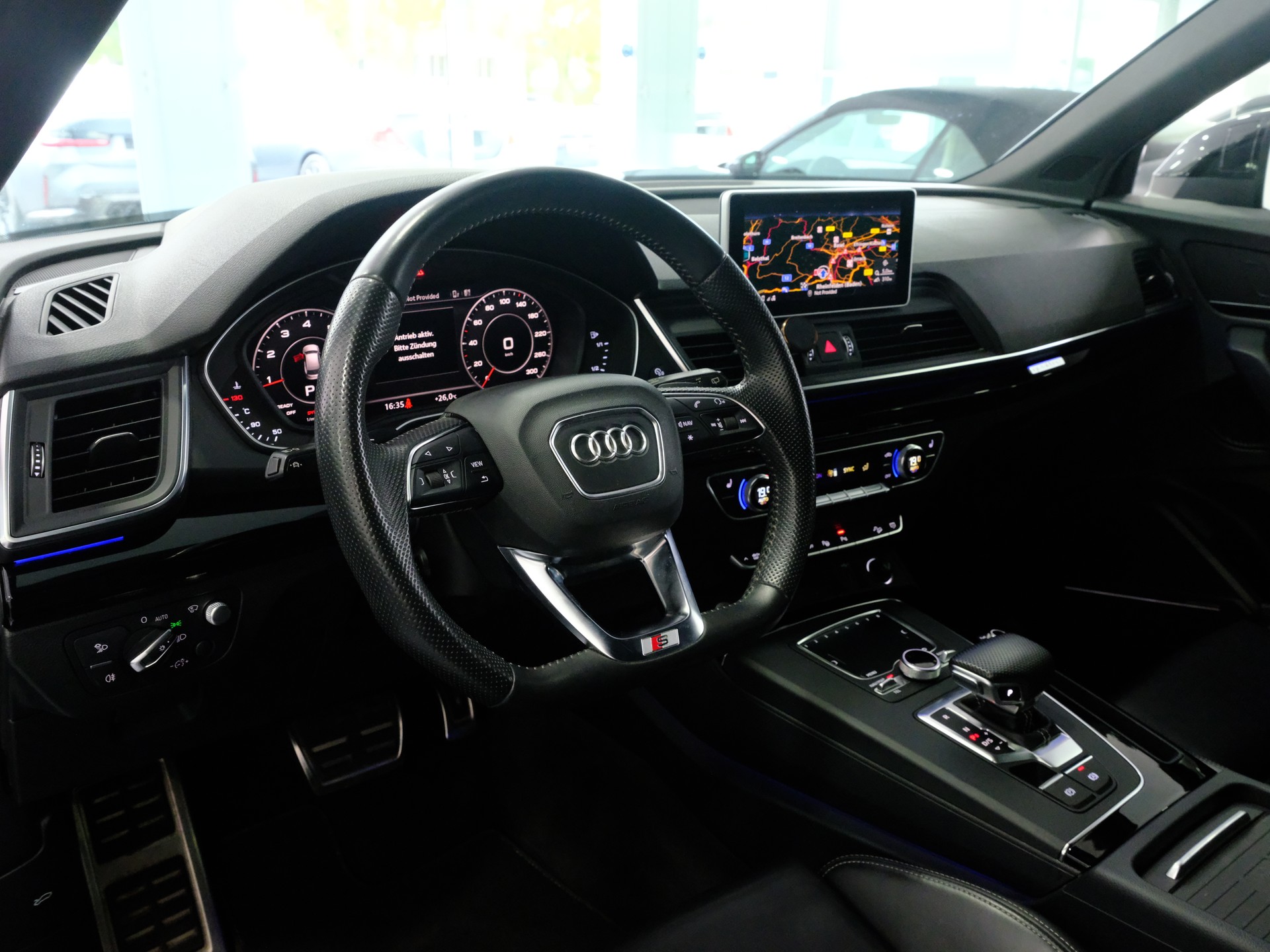 AUDI Q5 45 TFSI sport quattro S-tronic-image-8