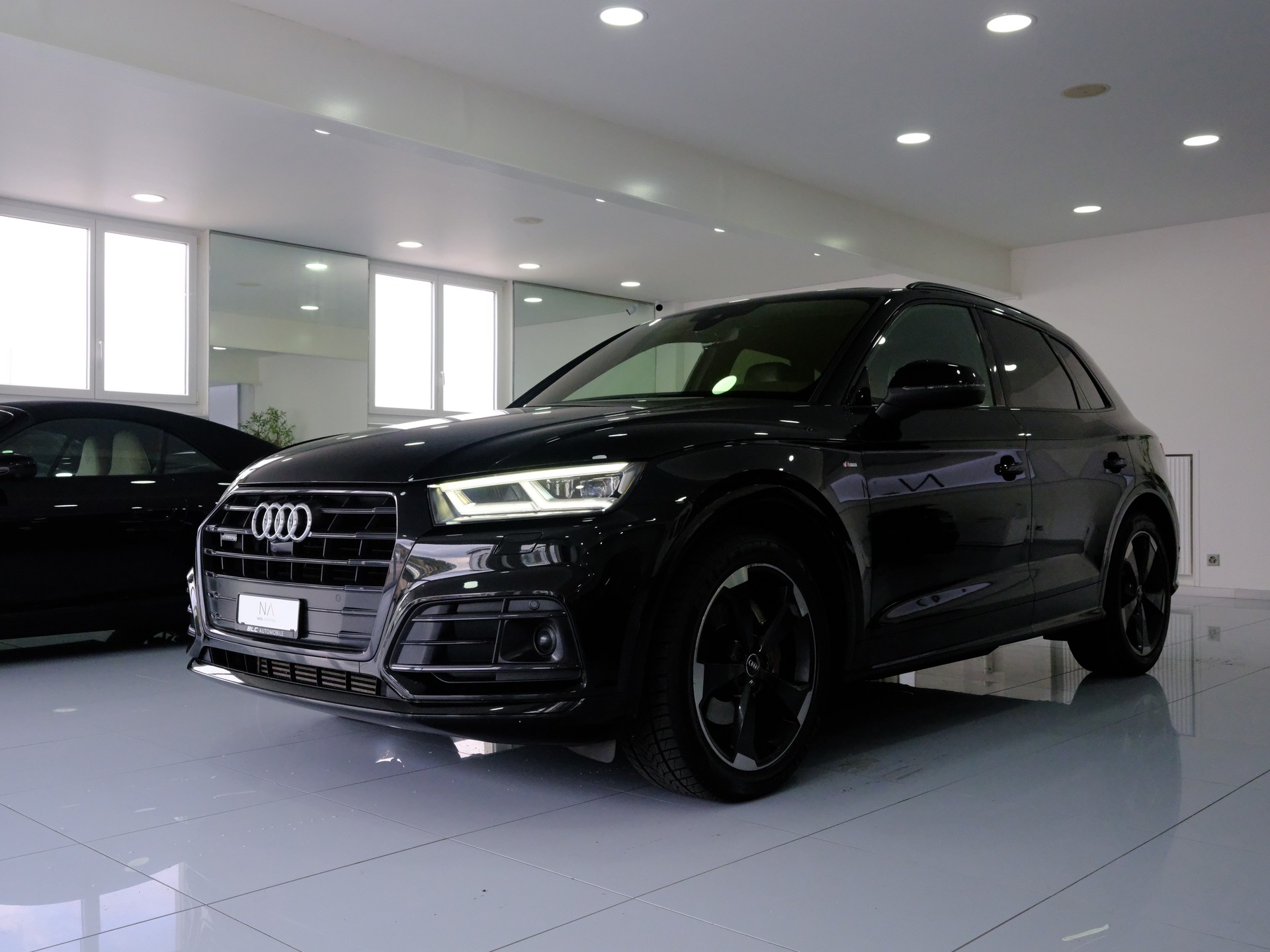 AUDI Q5 45 TFSI sport quattro S-tronic-showroom-element-3