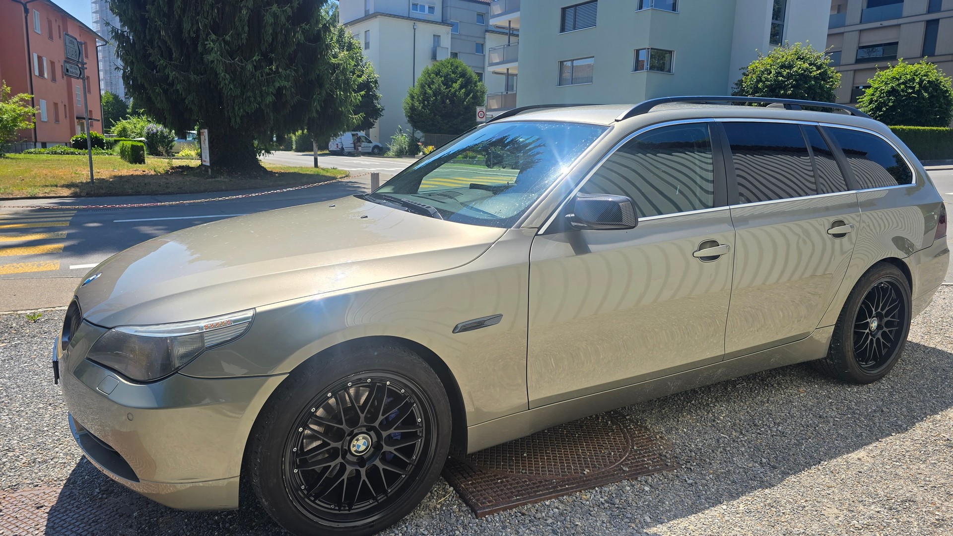 BMW 530xd Touring-image-5