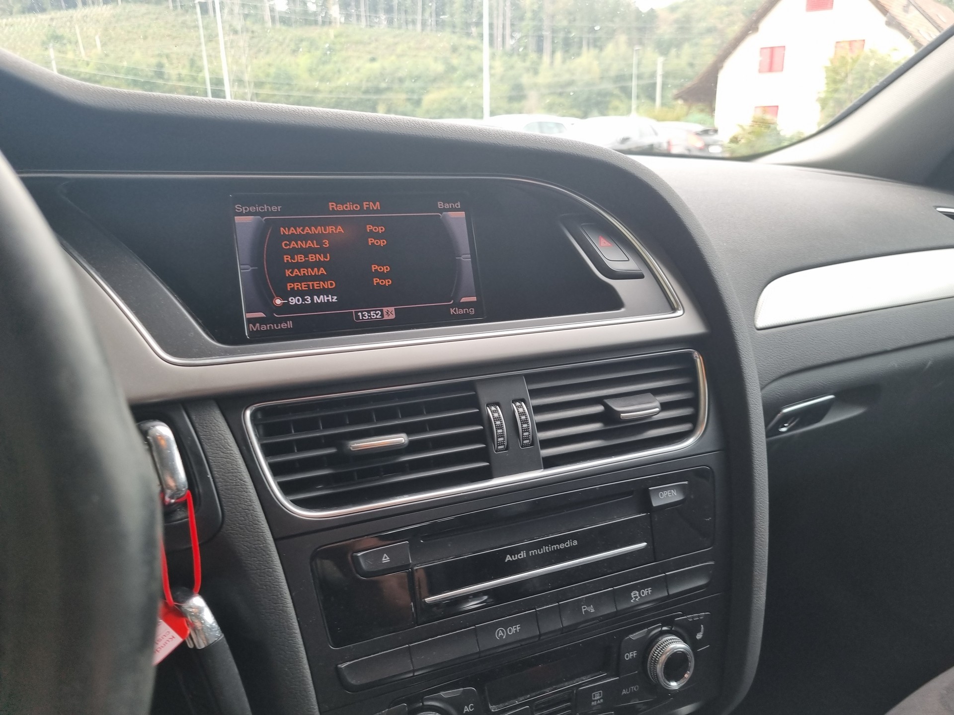 AUDI A4 Avant 1.8 TFSI-image-11