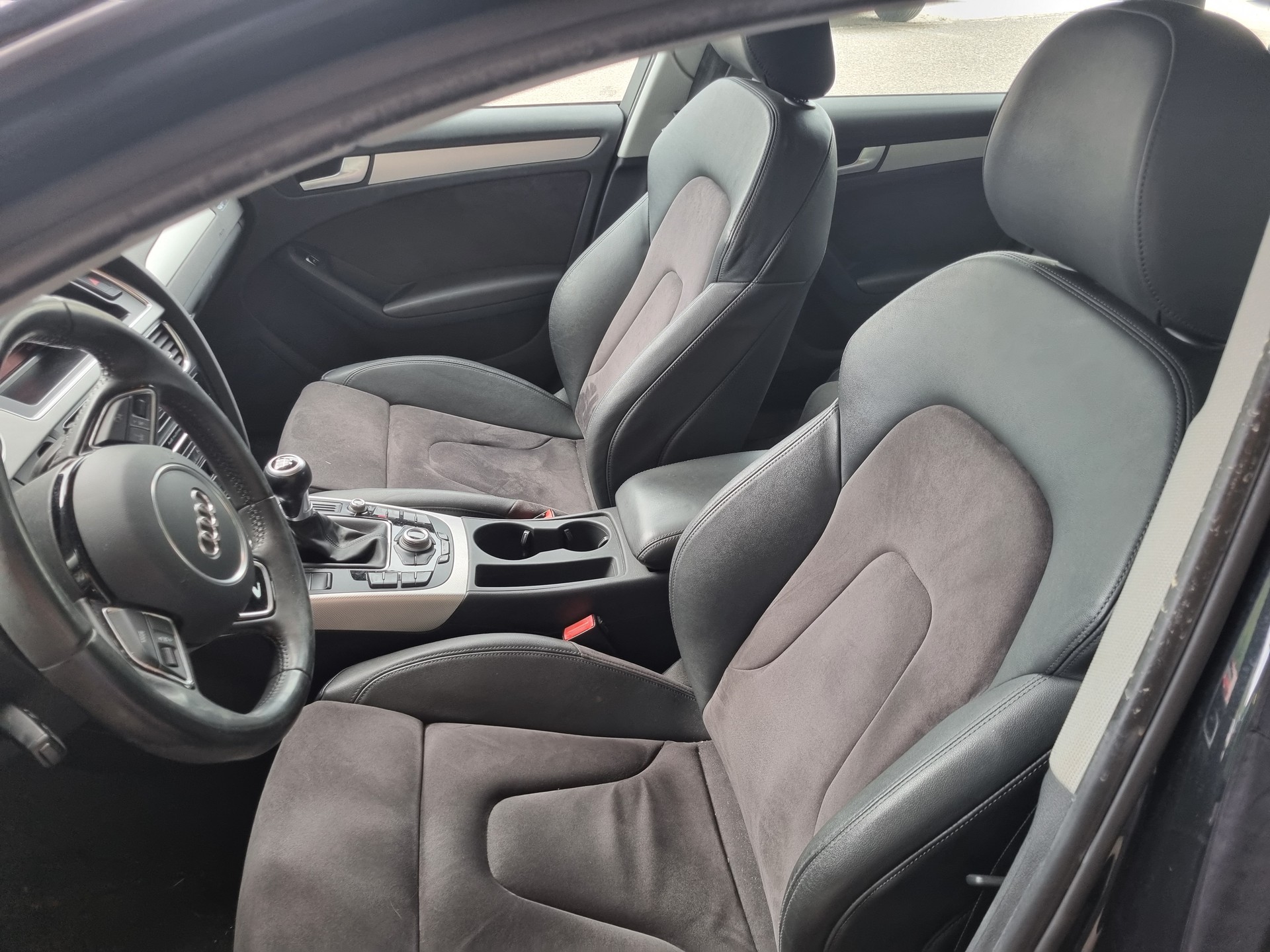 AUDI A4 Avant 1.8 TFSI-image-7