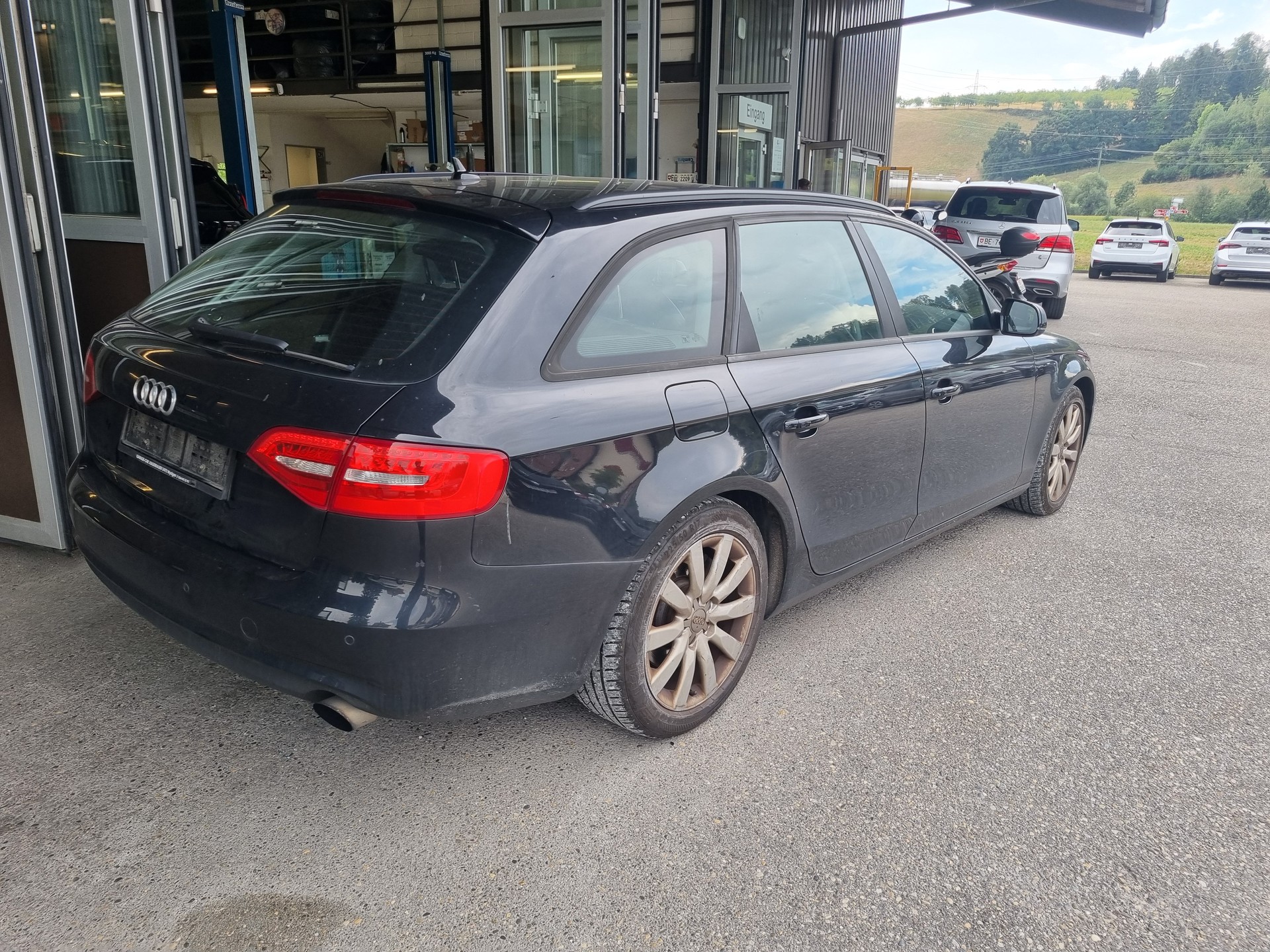 AUDI A4 Avant 1.8 TFSI-image-3