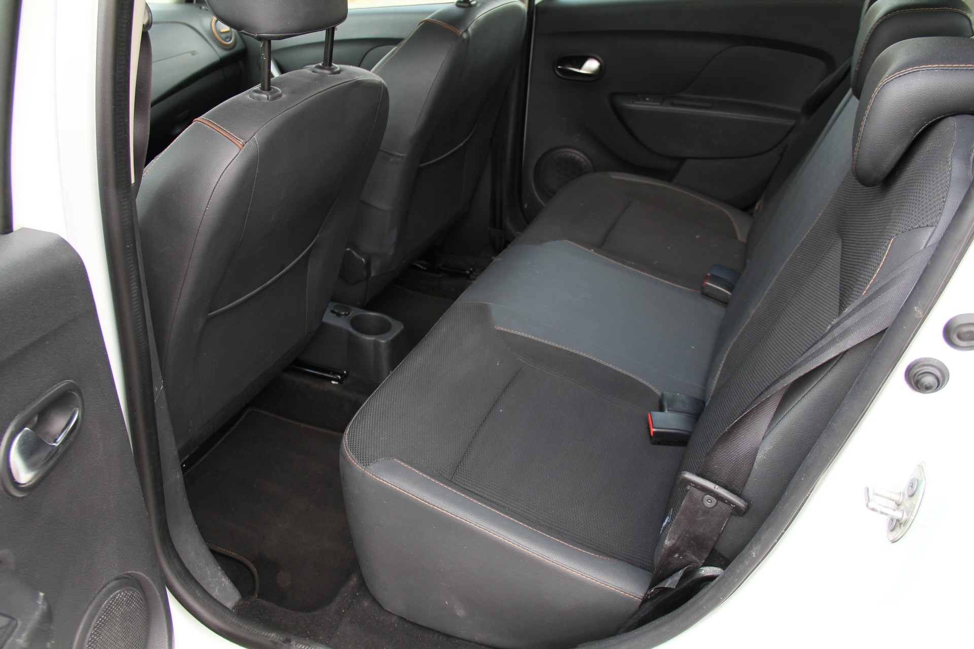 DACIA Sandero Tce 90 Stepway Unlimited Automatic-image-5