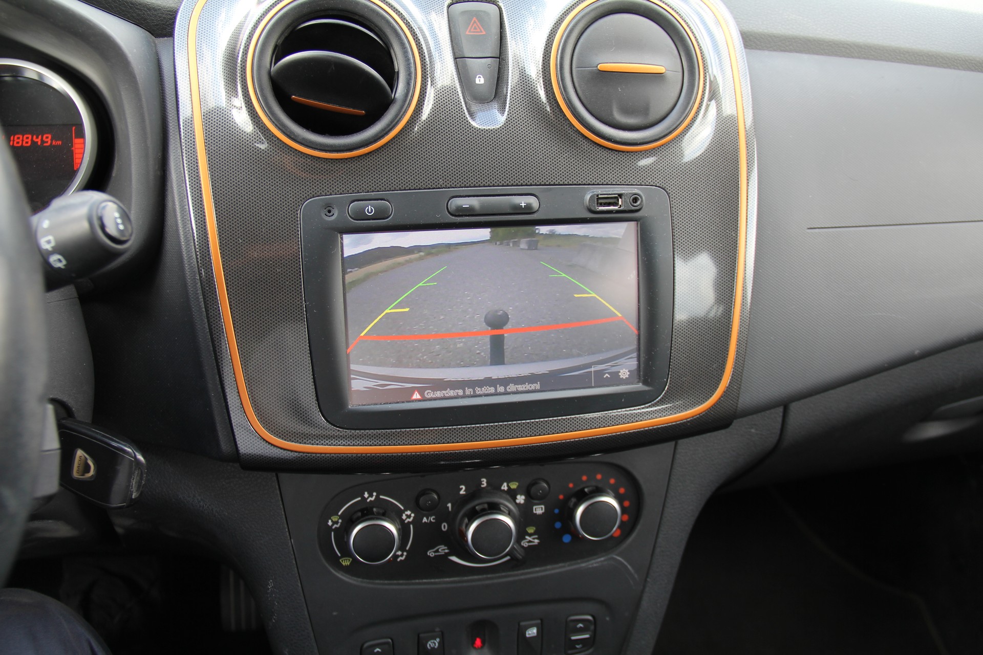 DACIA Sandero Tce 90 Stepway Unlimited Automatic-image-10