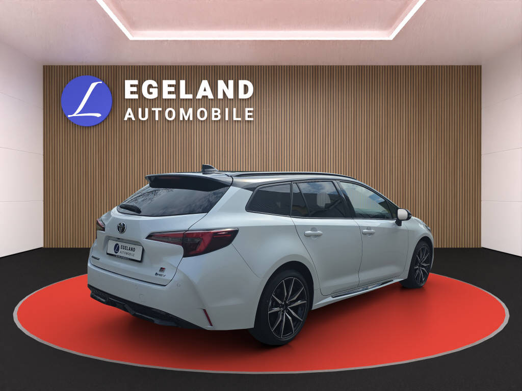 TOYOTA Corolla Touring Sports 2.0 HSD GR-Sport + e-CVT Automat-image-3