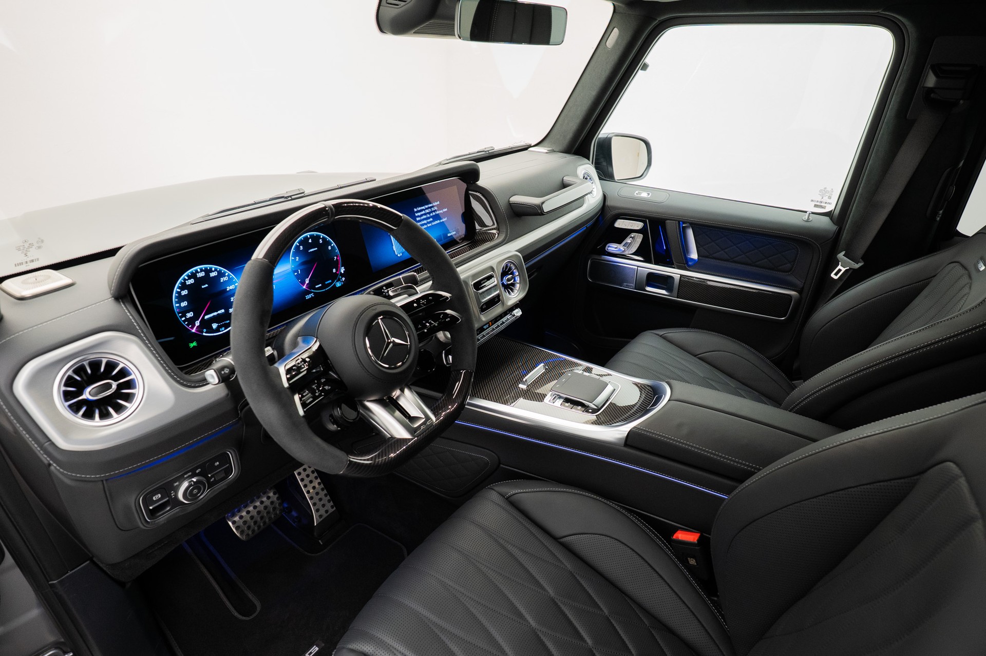 MERCEDES-BENZ G 63 AMG 9G-Tronic-image-5