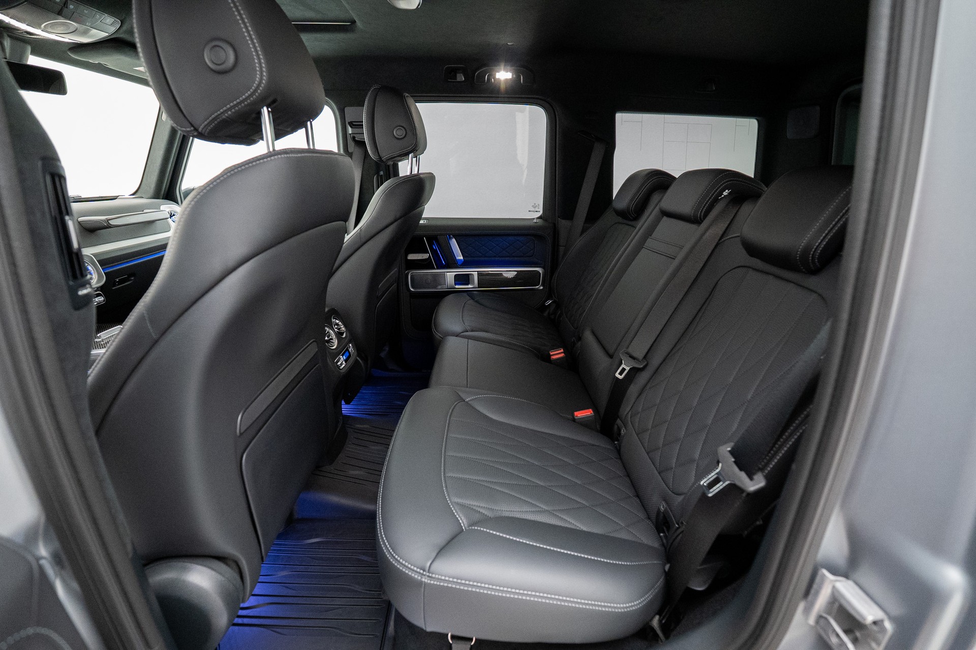 MERCEDES-BENZ G 63 AMG 9G-Tronic-image-17