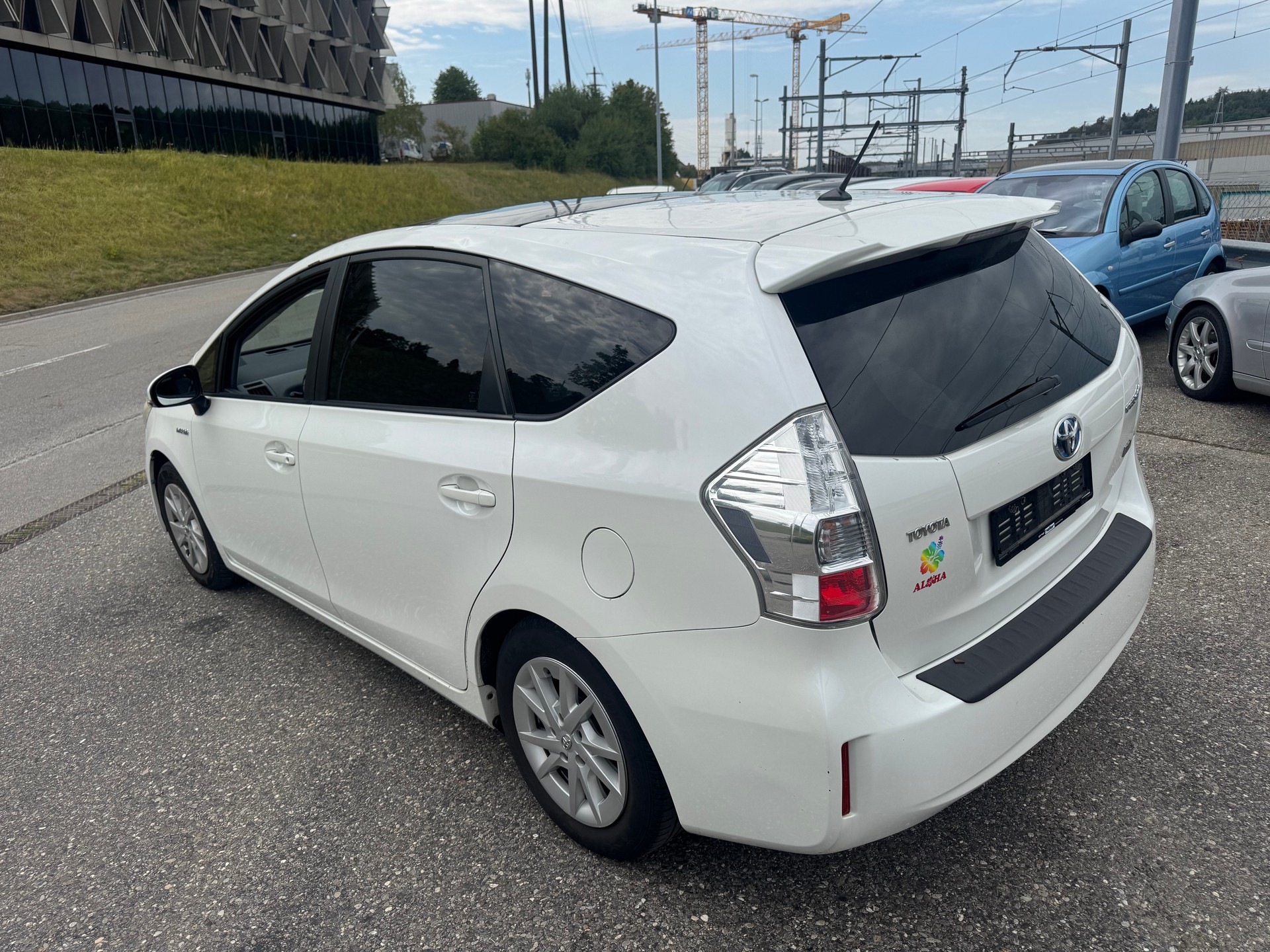 TOYOTA Prius+ 1.8 VVT-i HSD Sol-image-6
