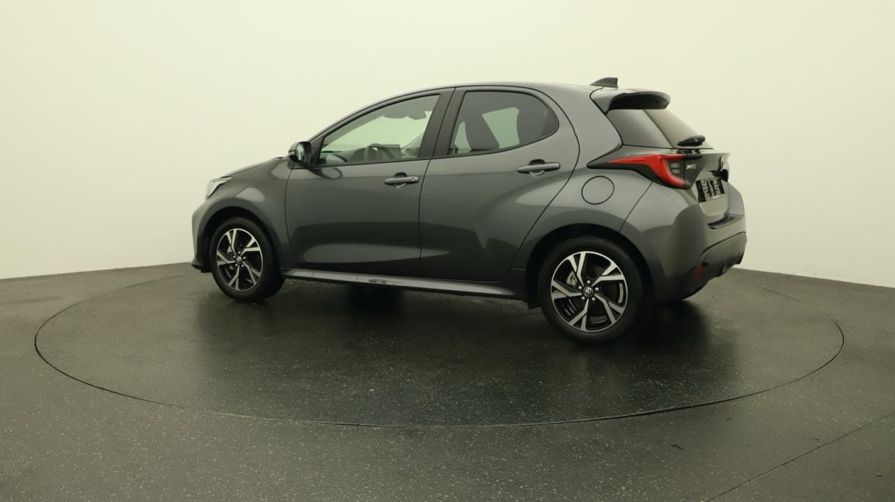TOYOTA Yaris 1.5 Sport e-CVT-image-2