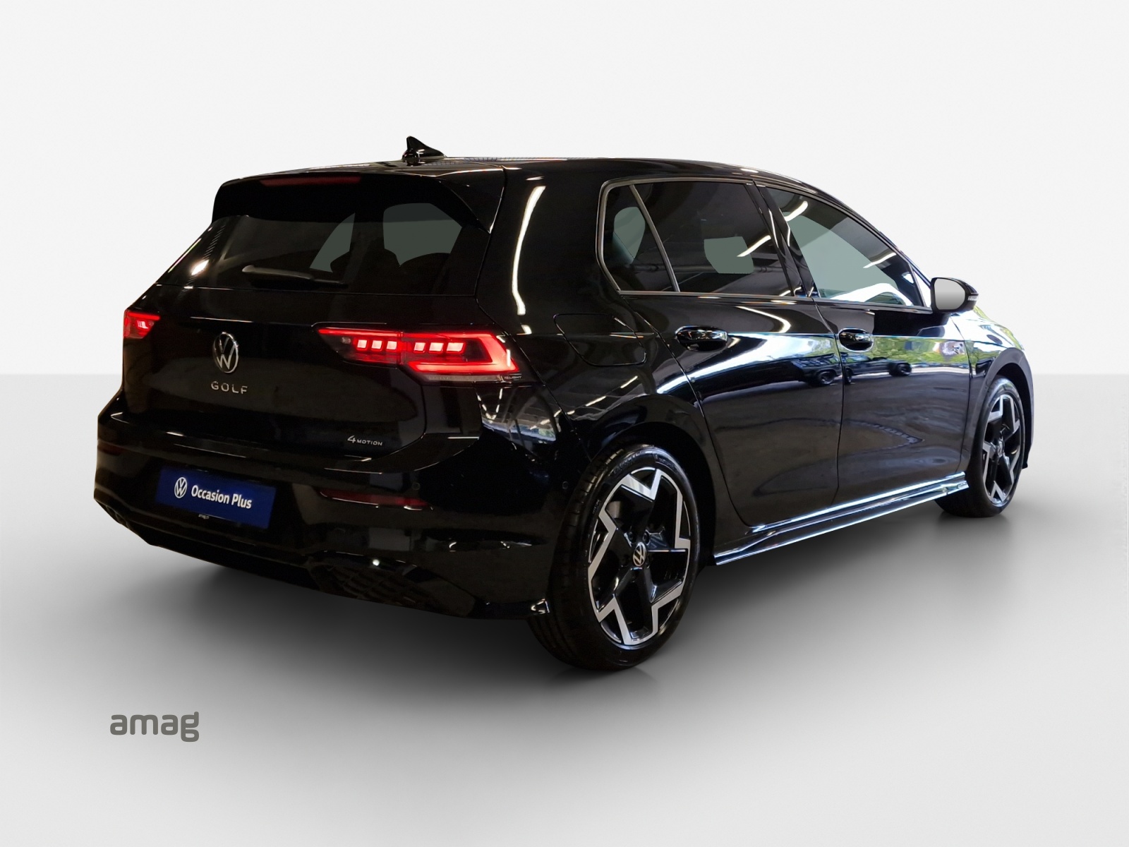 VW Golf 2.0 TSI R-Line DSG 4 Motion-image-4