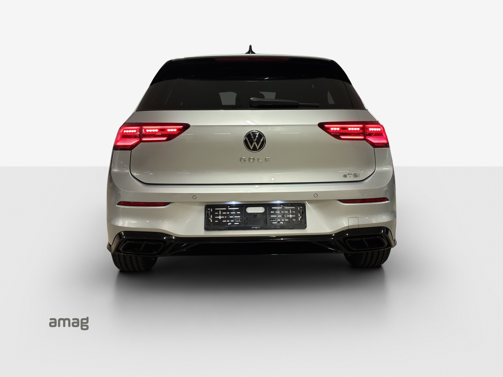 VW Golf 1.5 eTSI mHEV ACT R-Line DSG-image-3