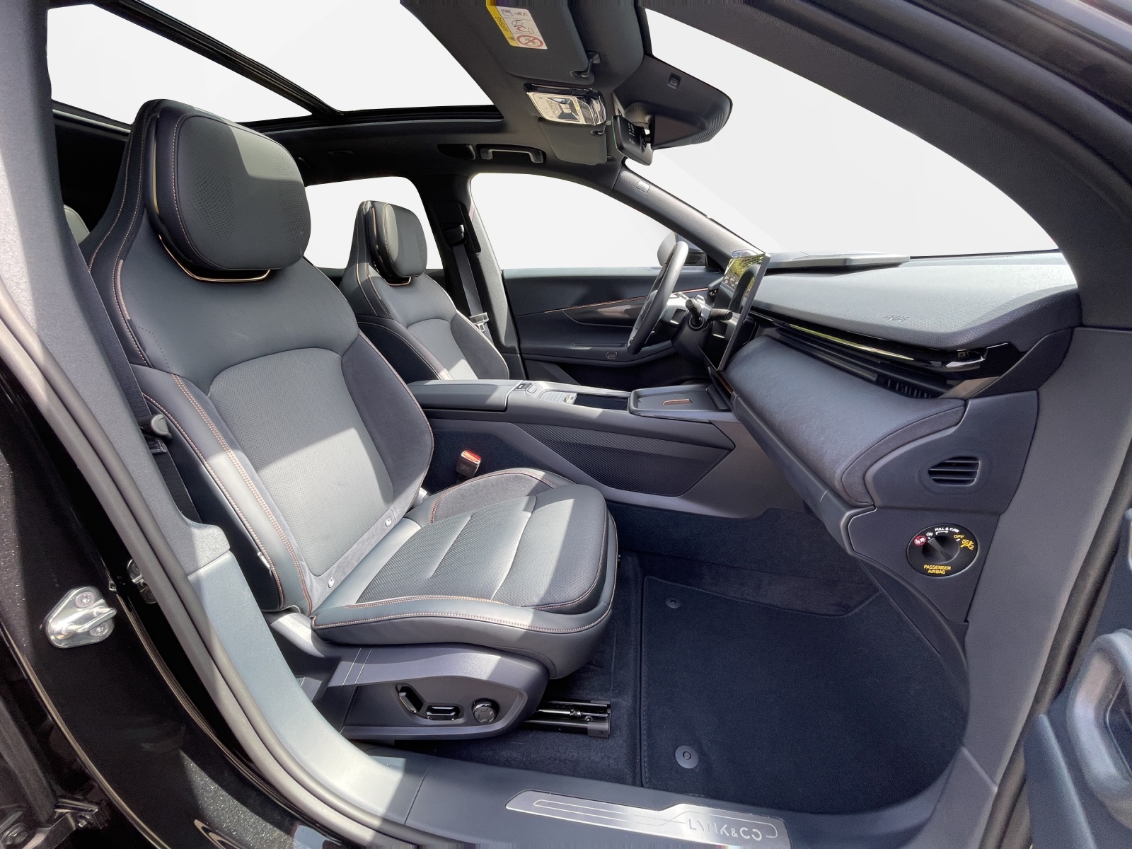 LYNK & CO 08-image-16
