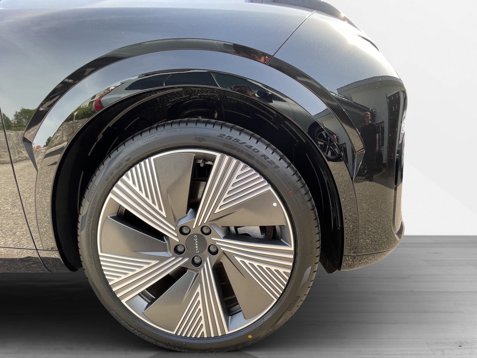 LYNK & CO 08-image-17