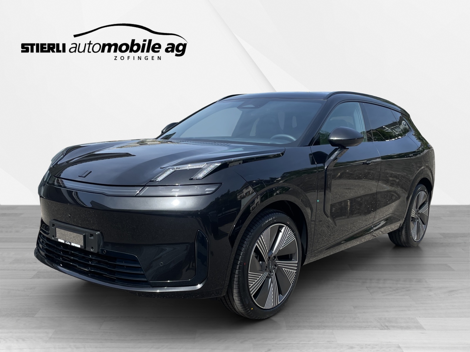 LYNK & CO 08