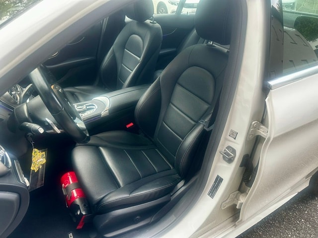 MERCEDES-BENZ C 200 4Matic AMG Line 9G-Tronic-image-16