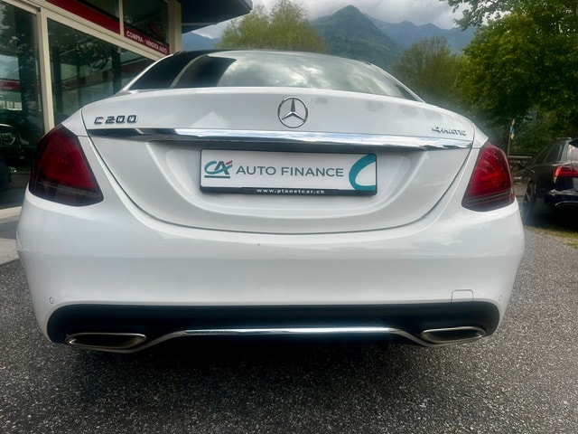 MERCEDES-BENZ C 200 4Matic AMG Line 9G-Tronic-image-9