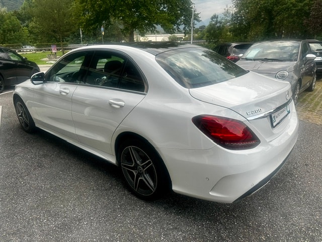 MERCEDES-BENZ C 200 4Matic AMG Line 9G-Tronic-image-8