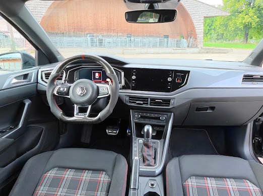 VW Polo 2.0 TSI GTI DSG-image-7