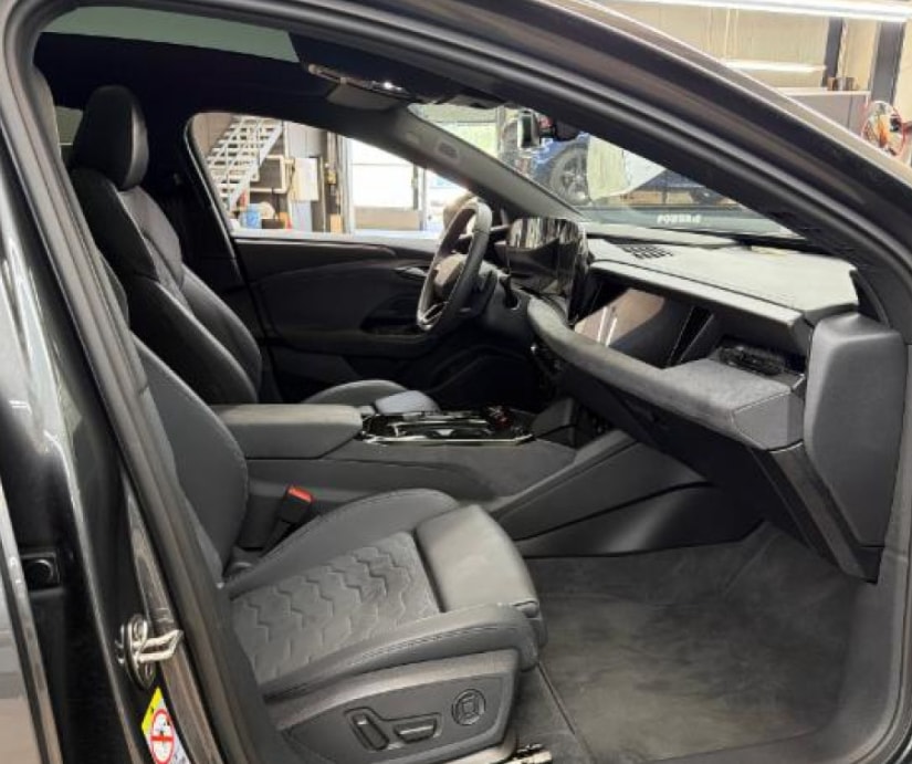 AUDI A6 Avant e-tron quattro S-Line Tech pro mit Anhängerkupplung-image-7