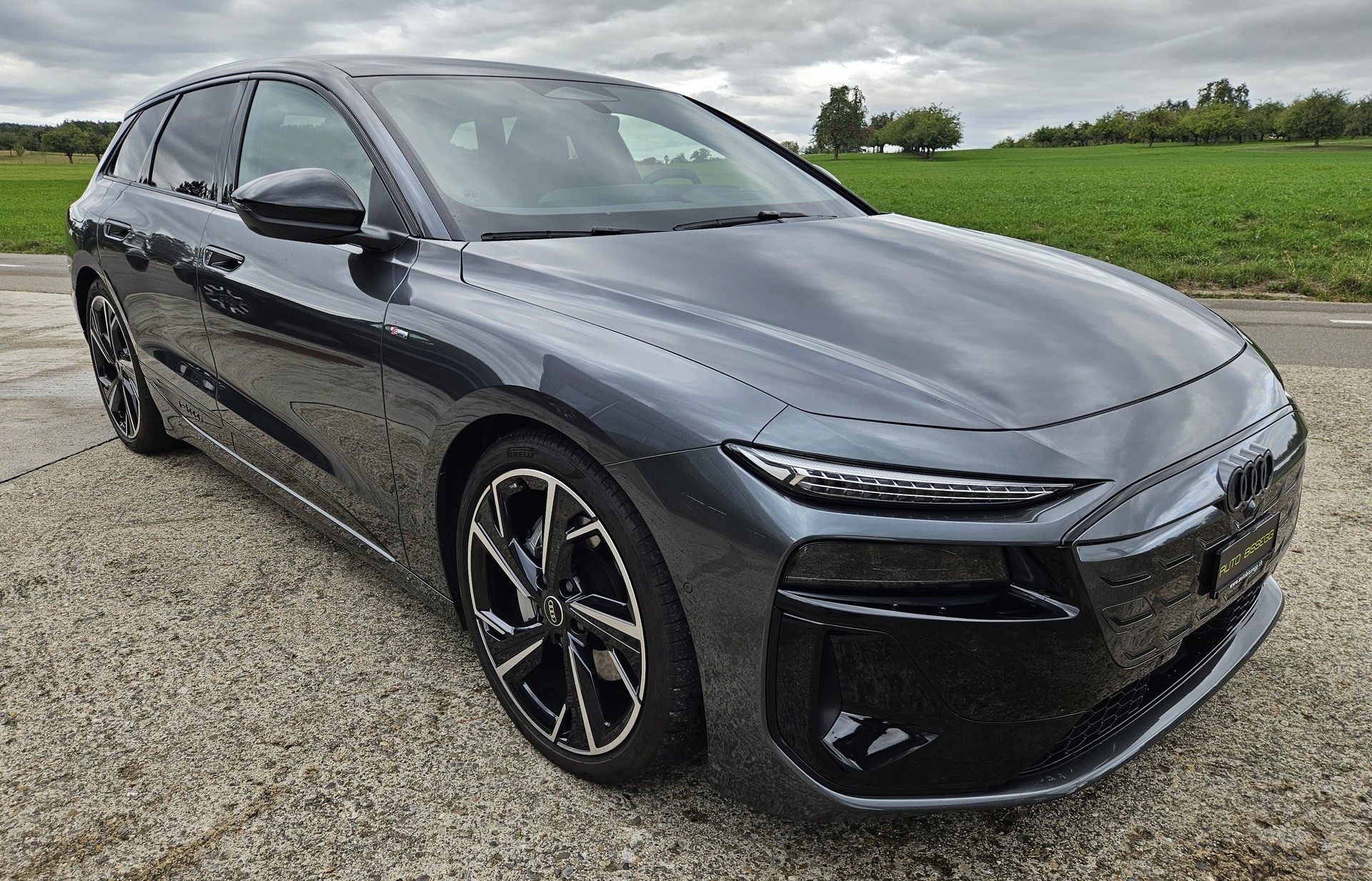 AUDI A6 Avant e-tron quattro S-Line Tech pro mit Anhängerkupplung