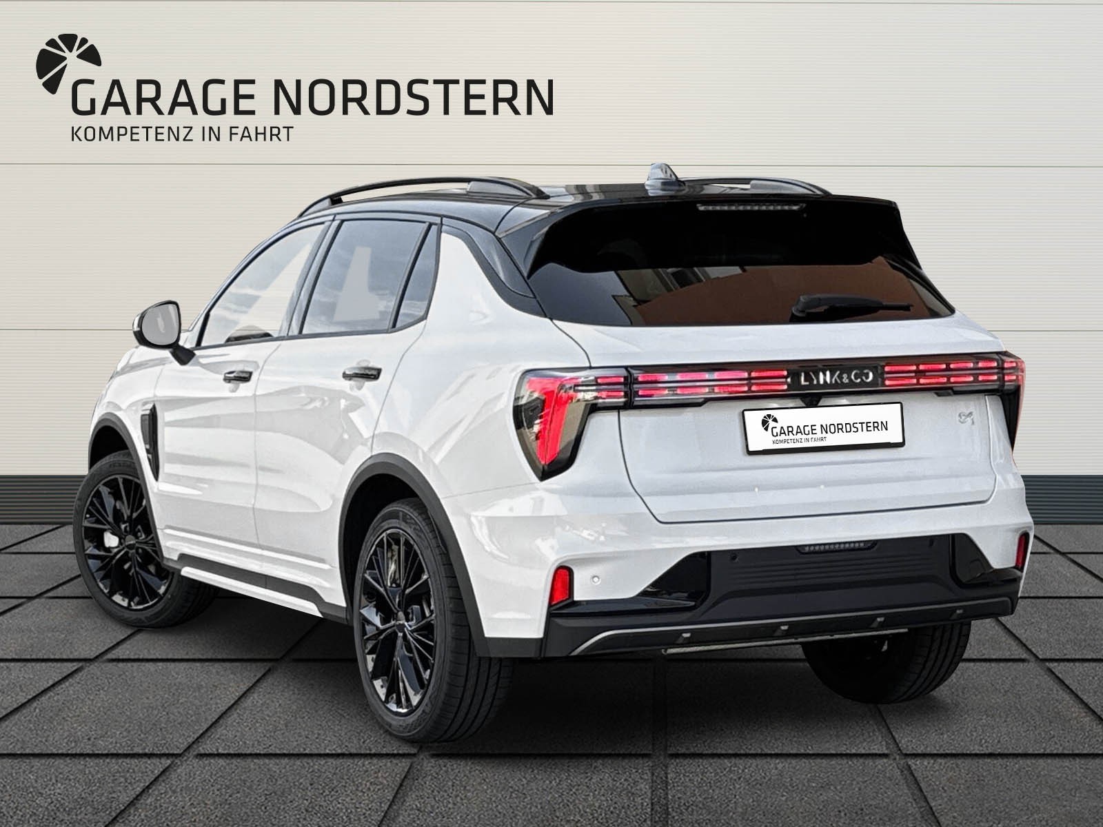 LYNK & CO 01 1.5 PHEV More-image-2