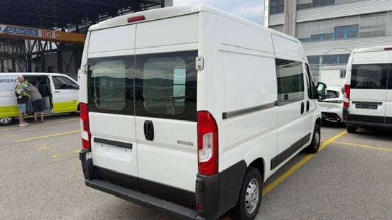PEUGEOT Boxer 2.0 HDI 335 Allure L2H2-image-4