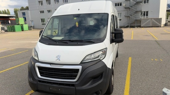 PEUGEOT Boxer 2.0 HDI 335 Allure L2H2-image-0
