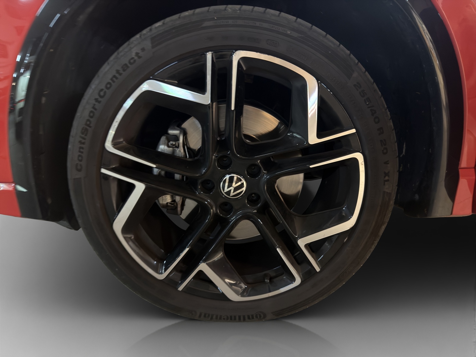 VW Tiguan 2.0 TDI SCR R-Line 4Motion DSG-image-31