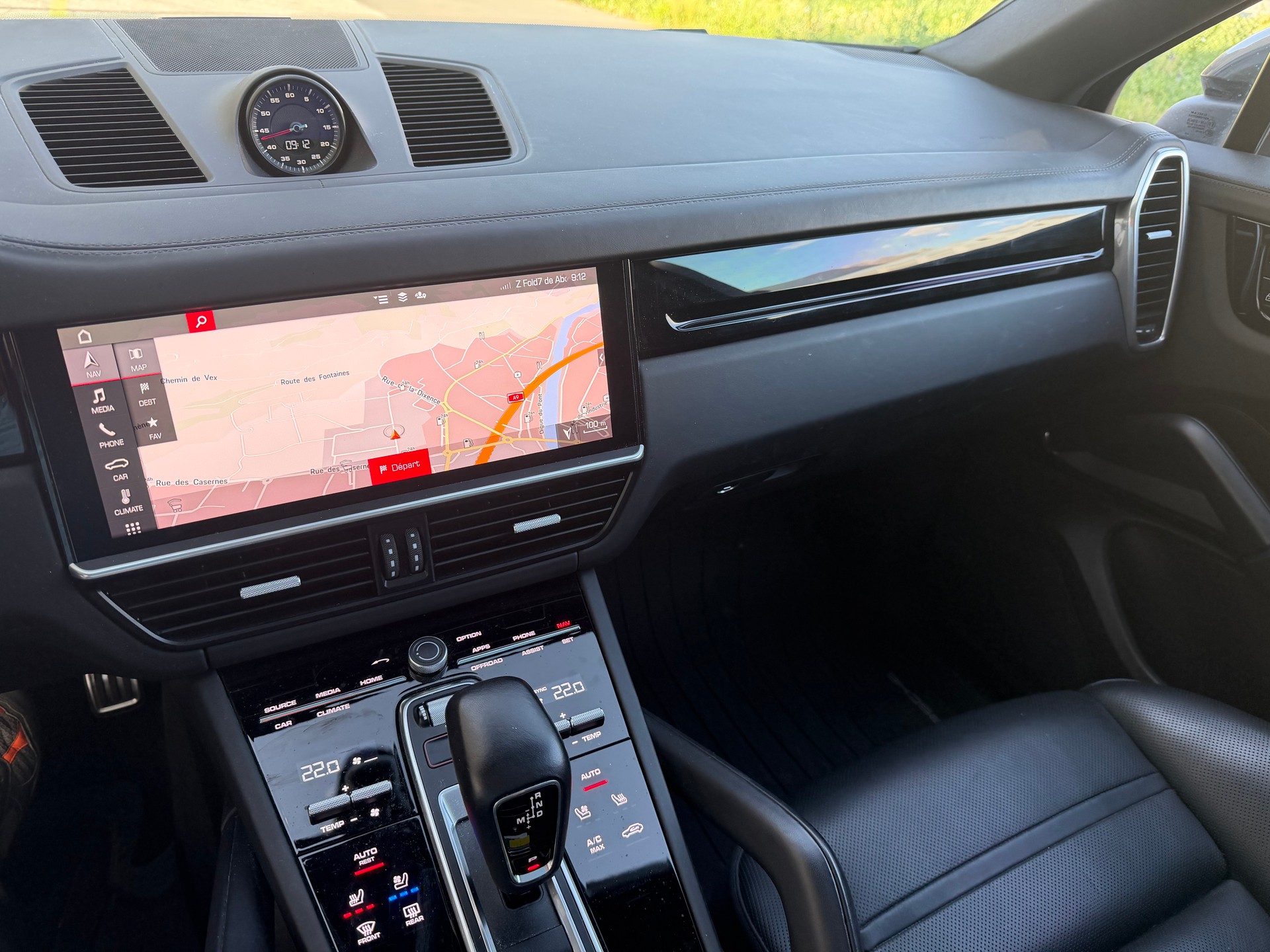 PORSCHE Cayenne S Coupé-image-8