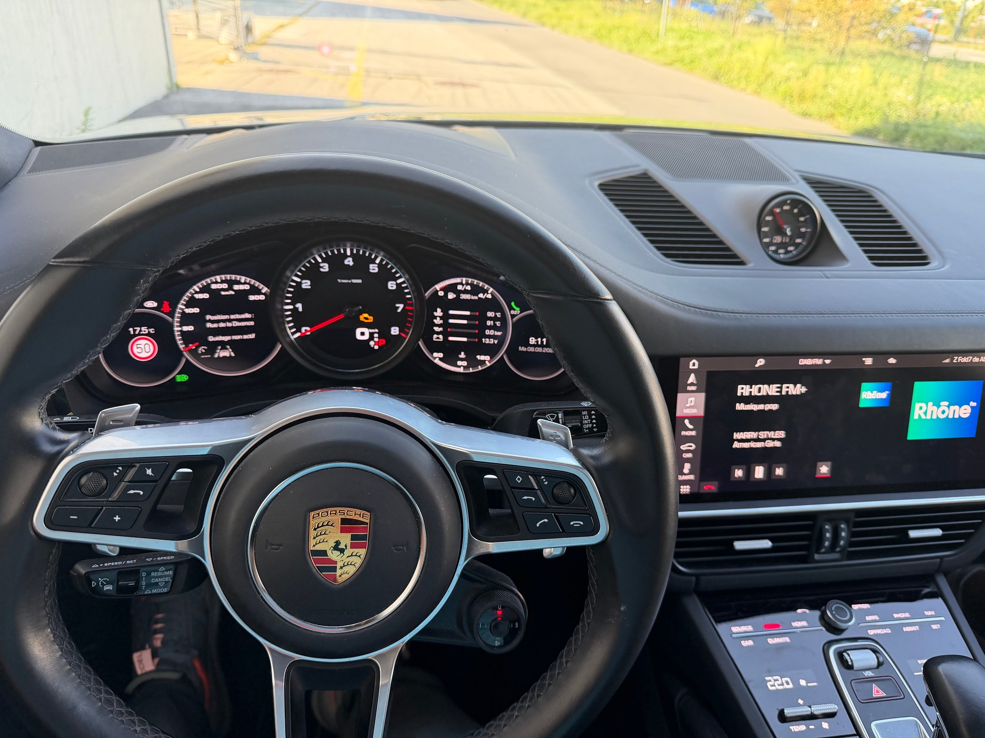 PORSCHE Cayenne S Coupé-image-7