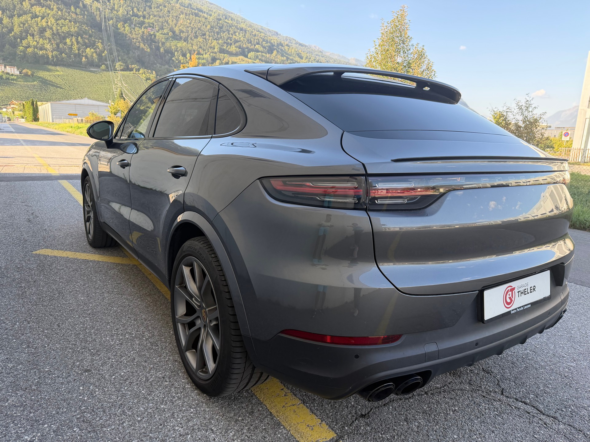 PORSCHE Cayenne S Coupé-image-5