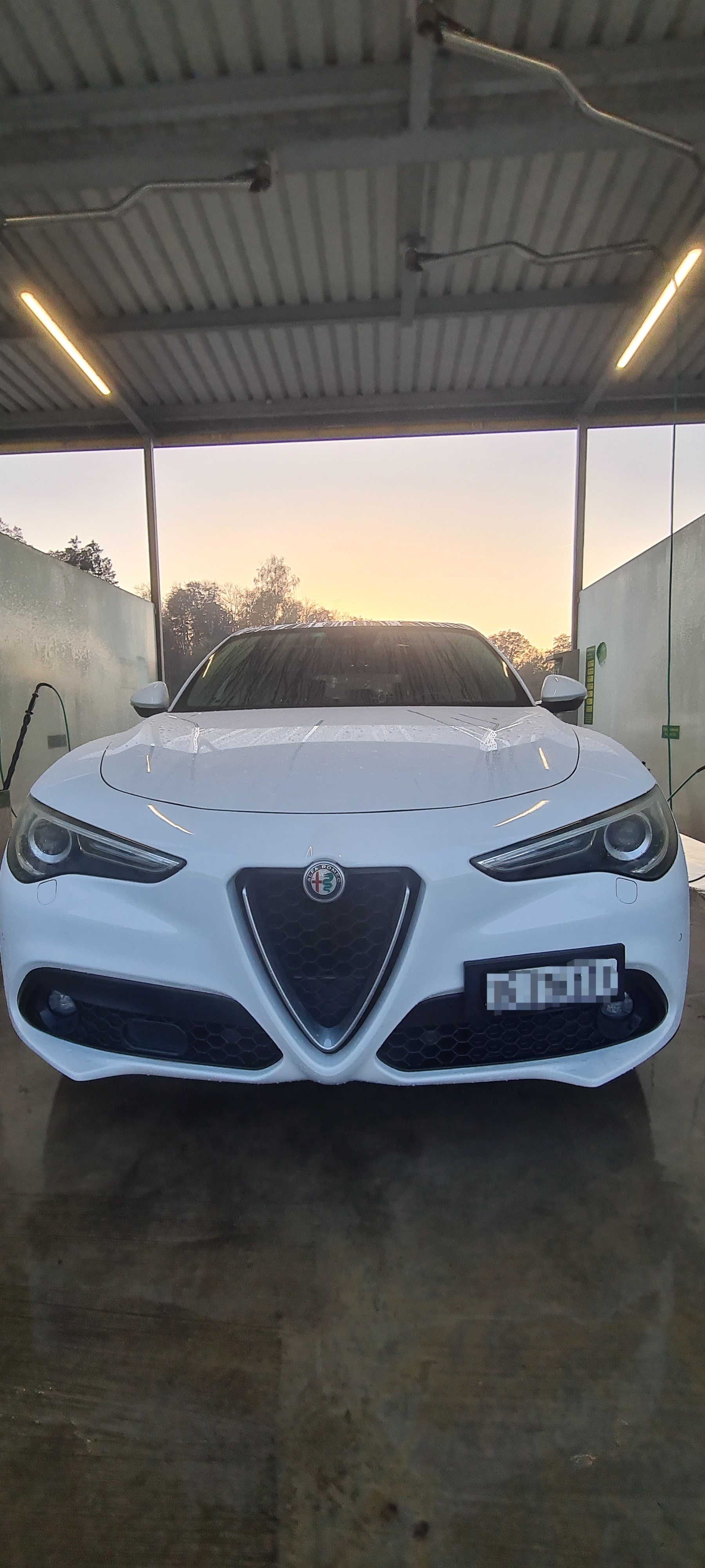 ALFA ROMEO 2.2 D Q4 210 Executive-image-0