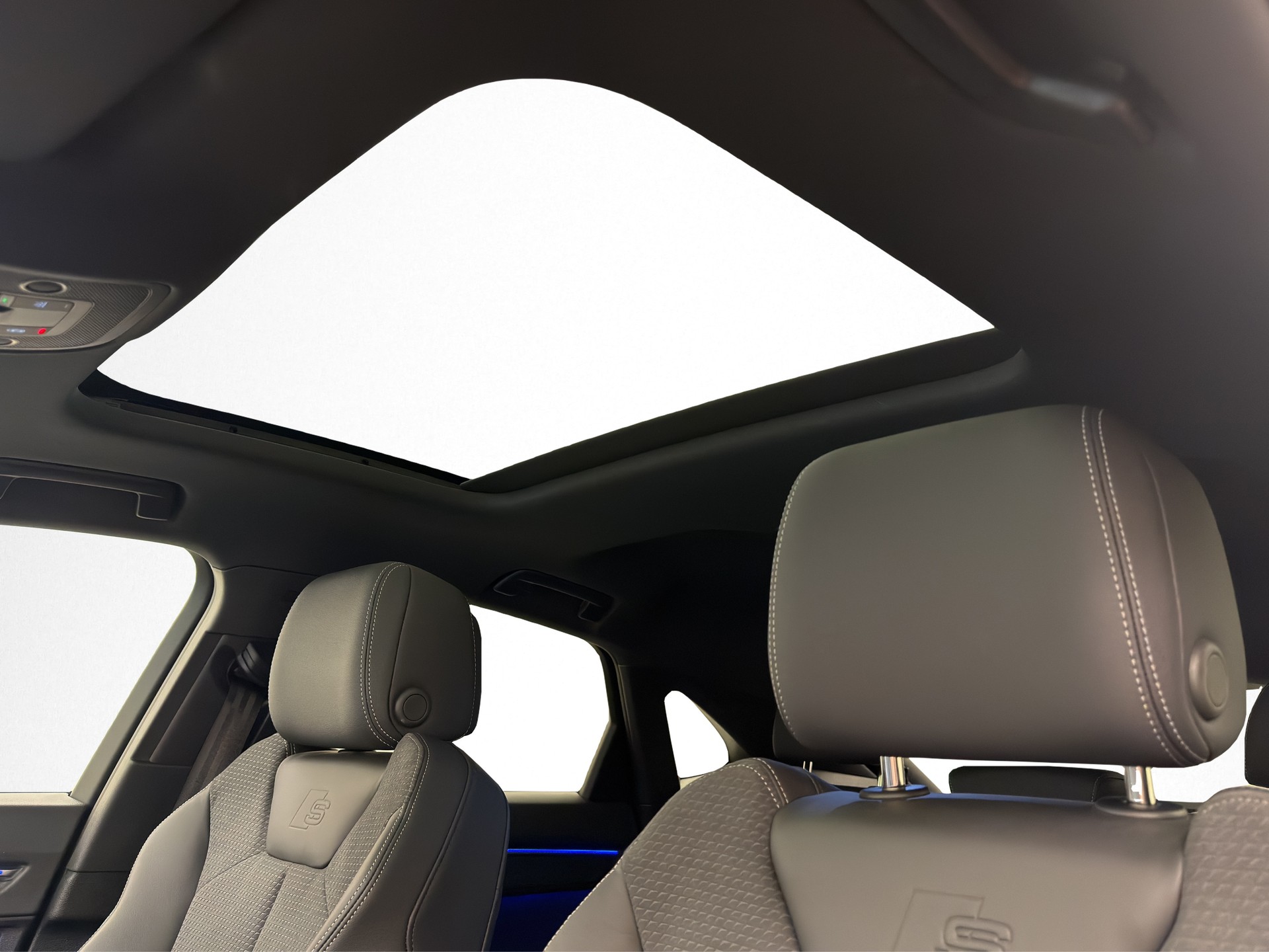 AUDI Q3 Sportback 2.0 45 TFSI S line-image-13