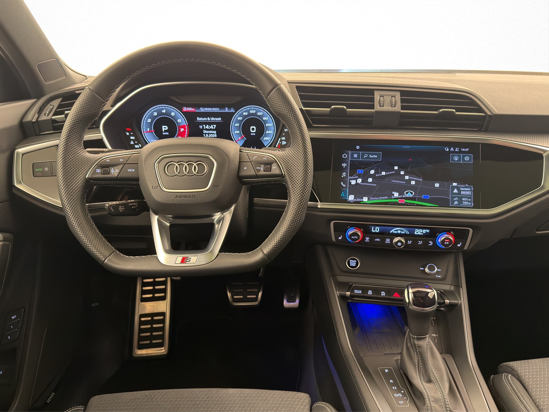AUDI Q3 Sportback 2.0 45 TFSI S line-image-10