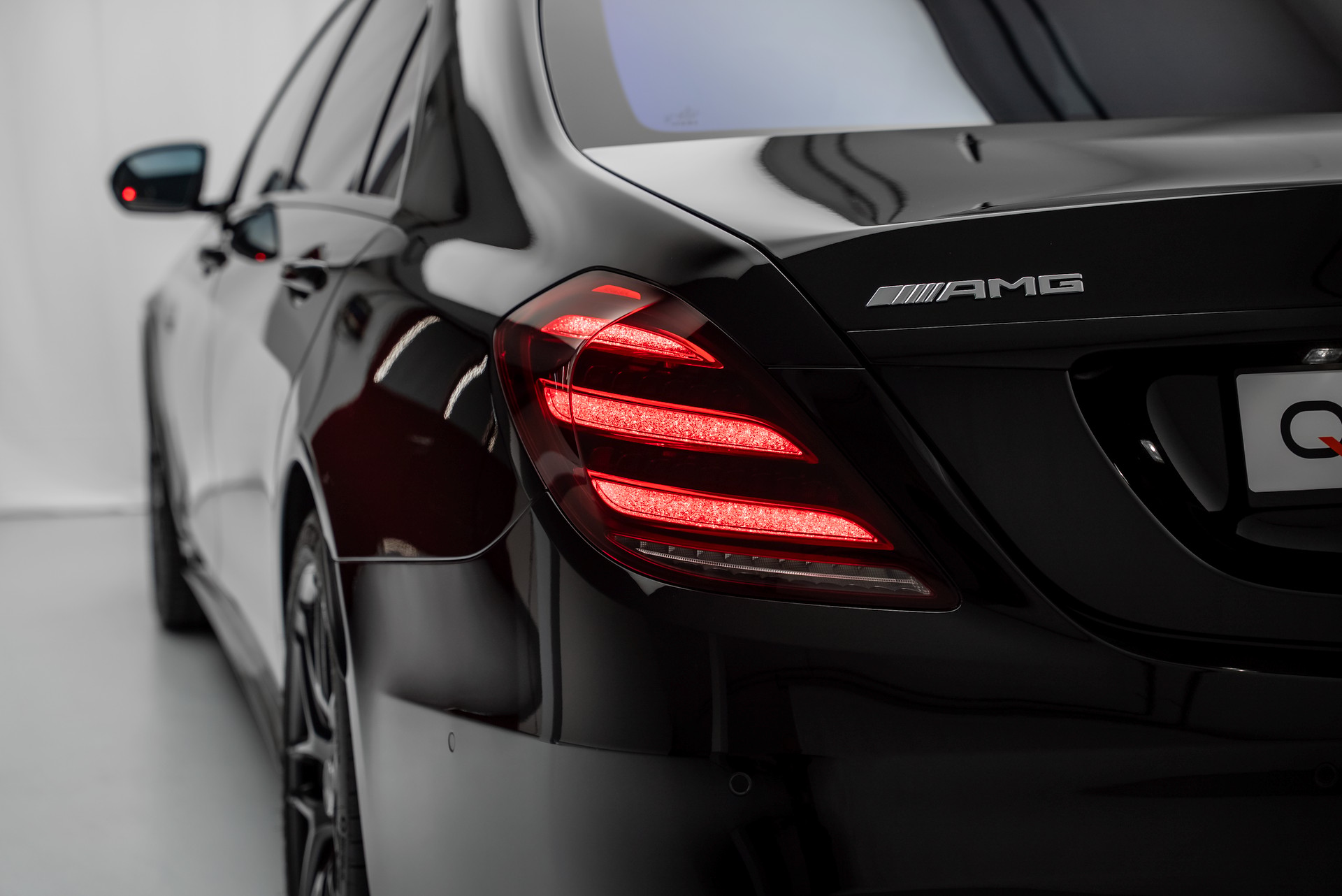 MERCEDES-BENZ S 63 V8 AMG 4matic+ lang-image-8