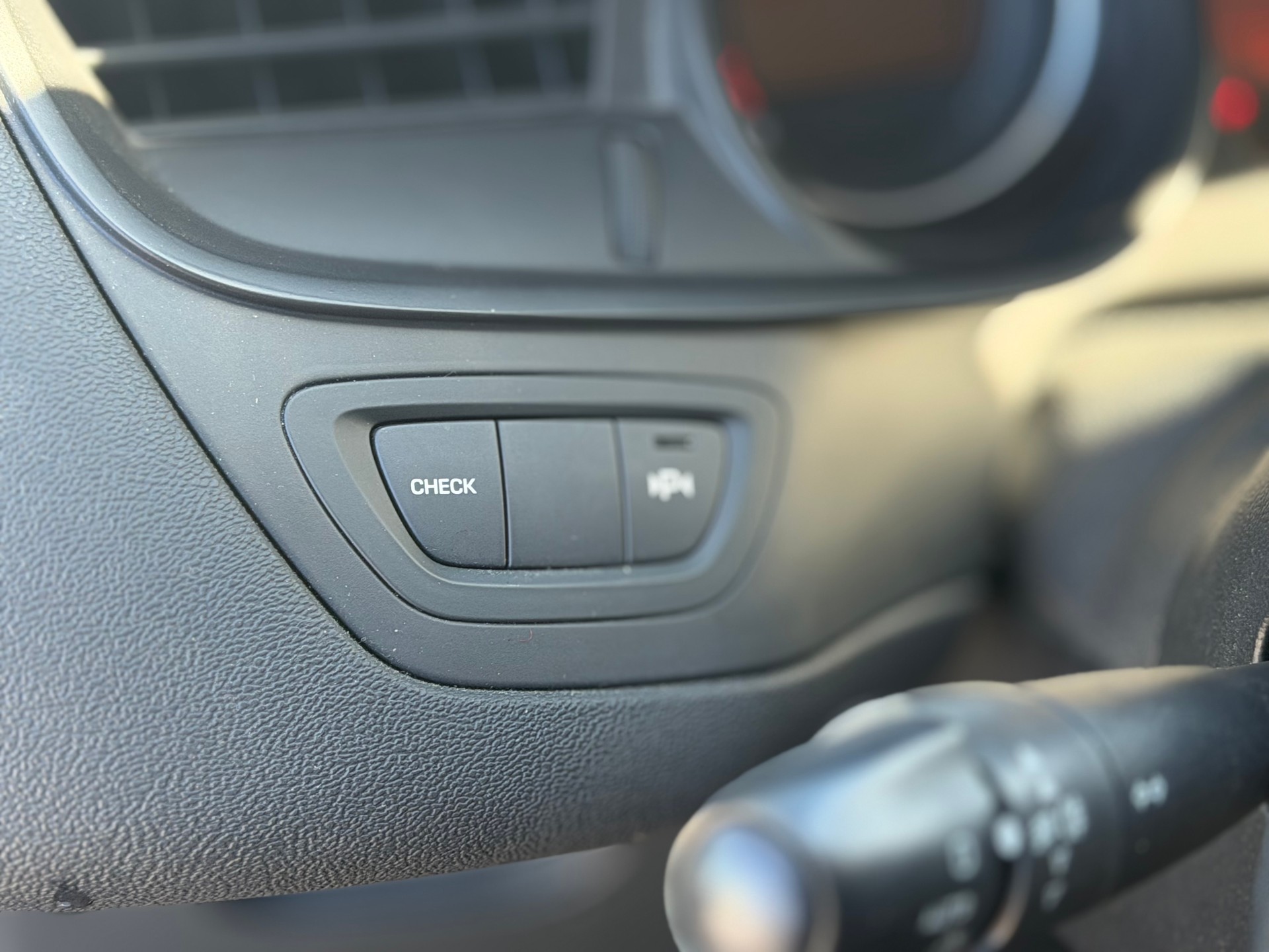 CITROEN C5 Berline 2.0 HDi Dynamique+ Automatic-image-7