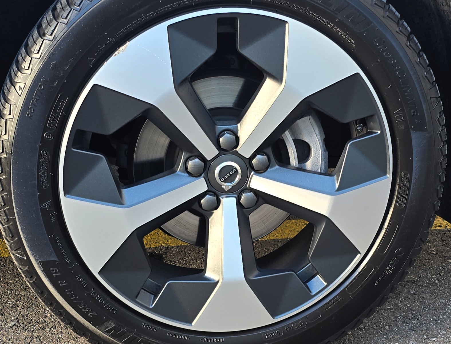 VOLVO XC40 T2 Core XCITE Geartronic mit AHK-image-8