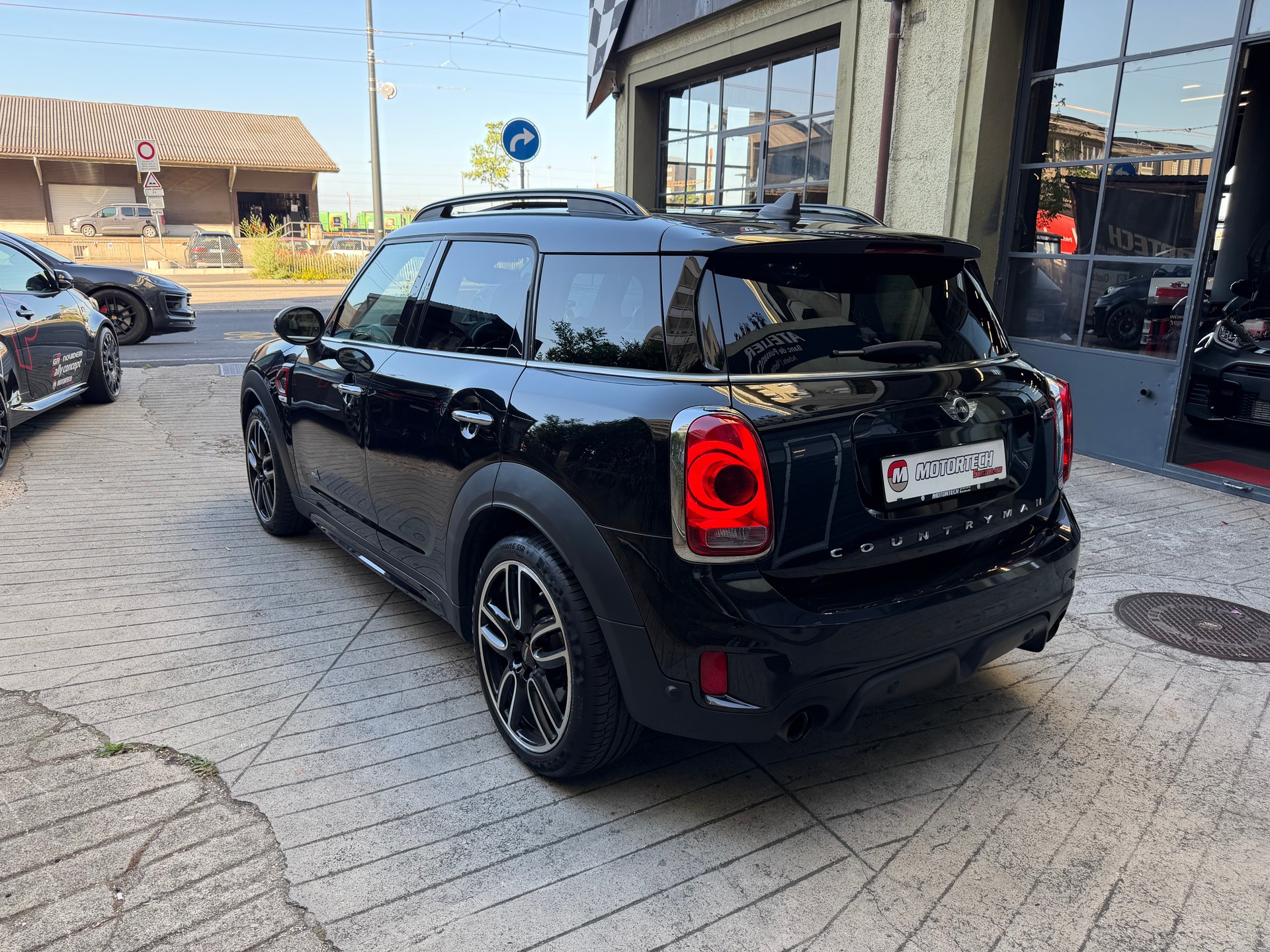 MINI Countryman John Cooper Works ALL4 Steptronic-image-3