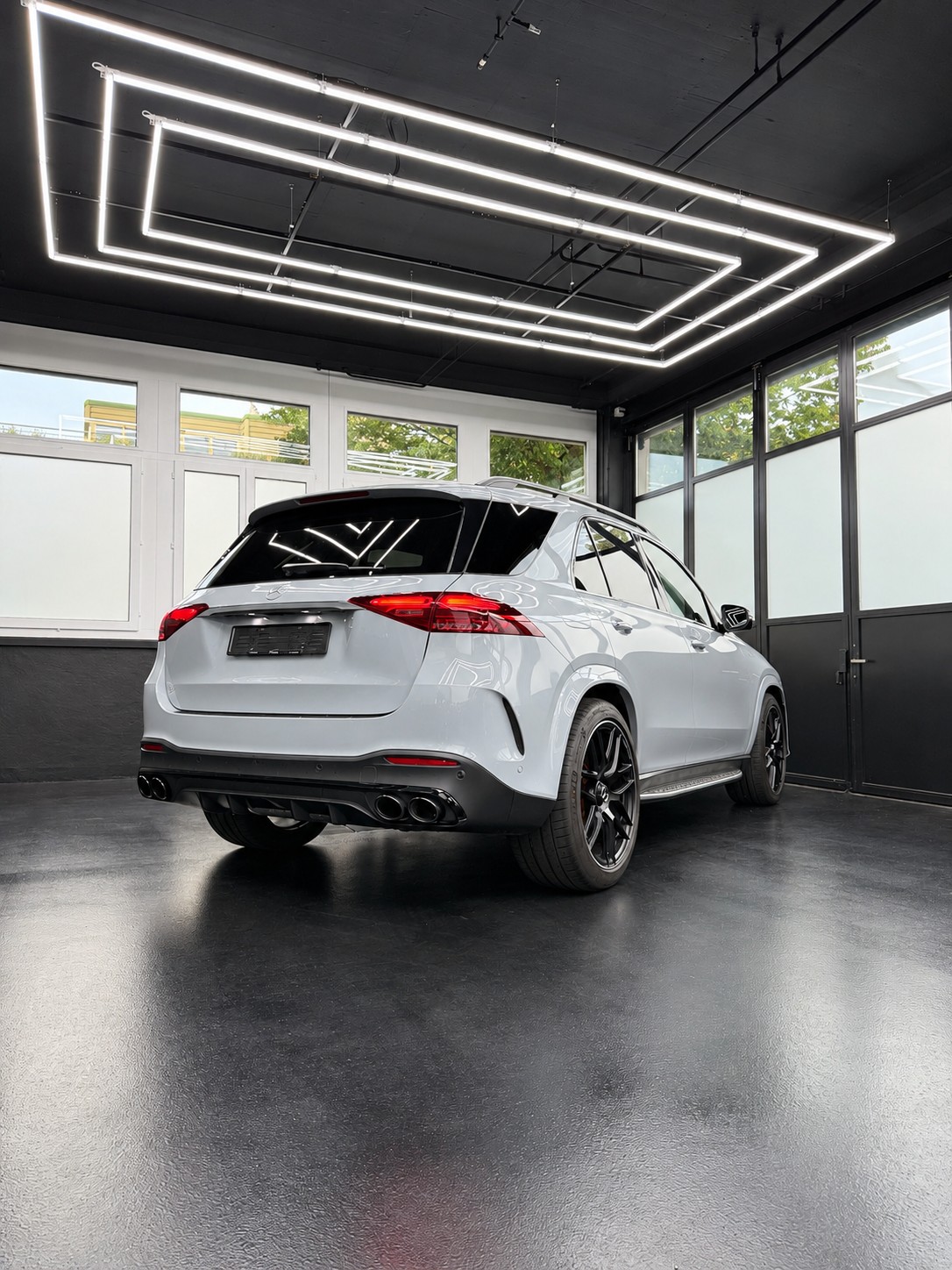 MERCEDES-BENZ GLE 53 AMG 4Matic+ 9G-Speedshift-image-4