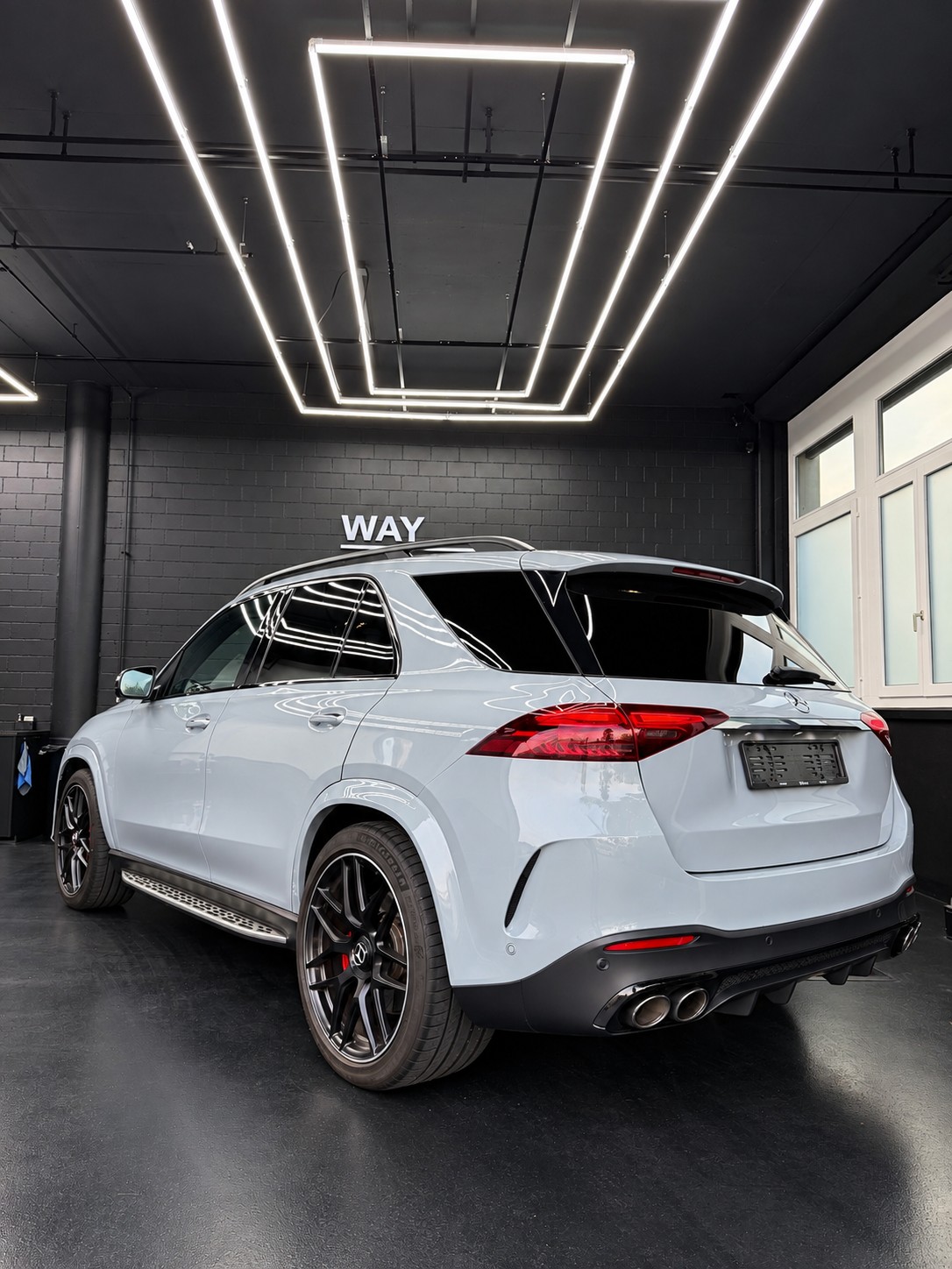 MERCEDES-BENZ GLE 53 AMG 4Matic+ 9G-Speedshift-image-3
