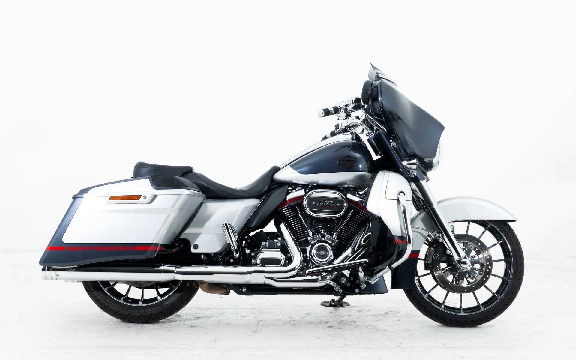 HARLEY-DAVIDSON FLHXSE Street Glide ABS CVO 117-showroom-element-1