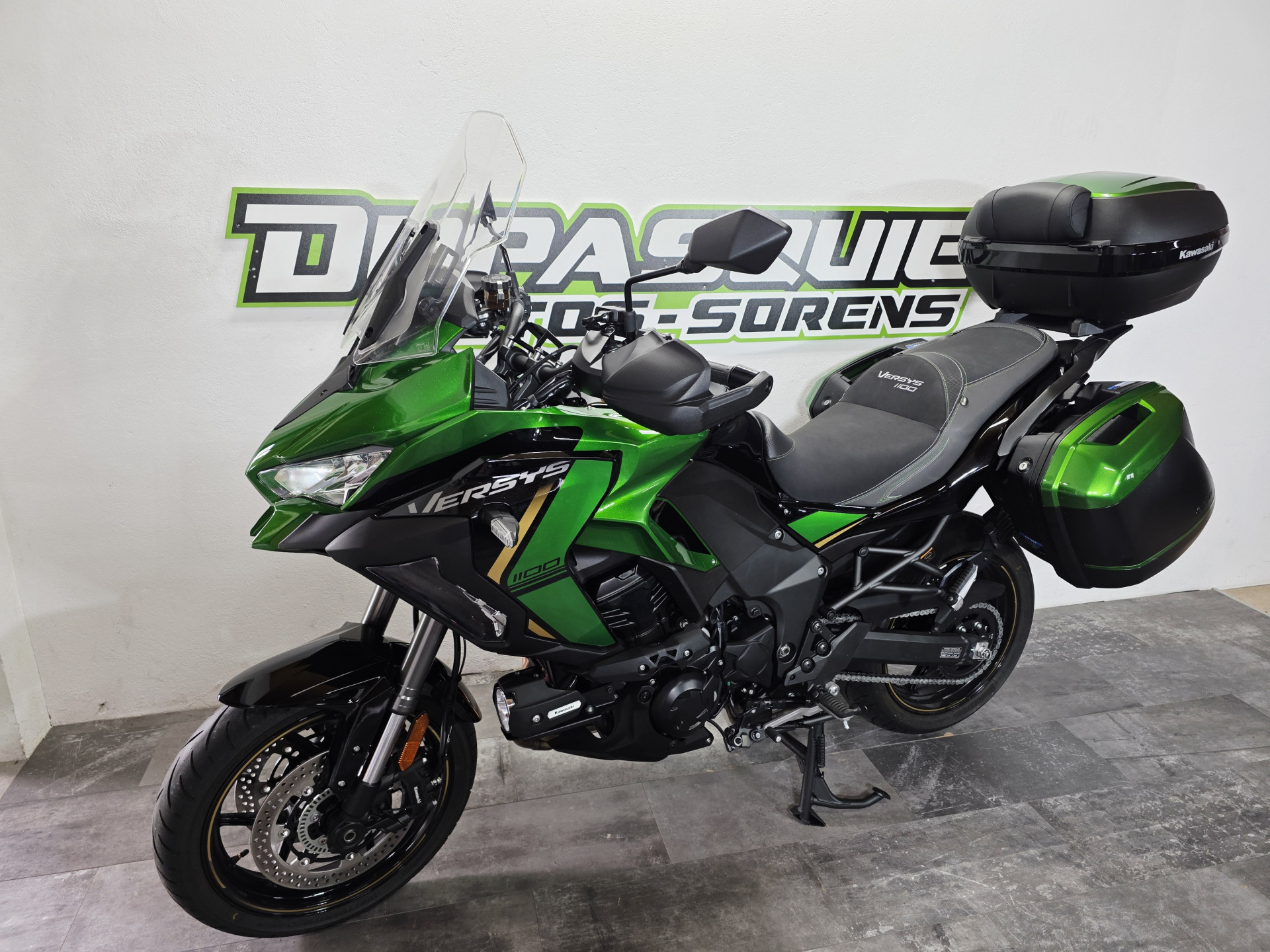 KAWASAKI Versys 1100 SE Grand Tourer-showroom-element-2