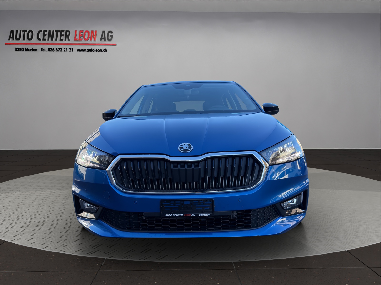 SKODA Fabia 1.0 MPI Young Edition-image-0